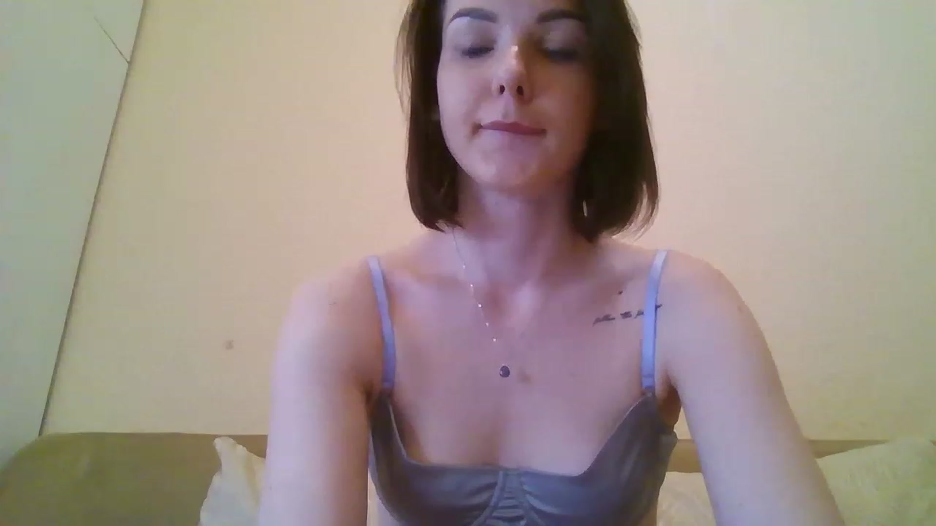 Gallery image thumbnail from RoxieSinner's myfreecams stream on, 02/26/2023, 10:50 image 4 of 20