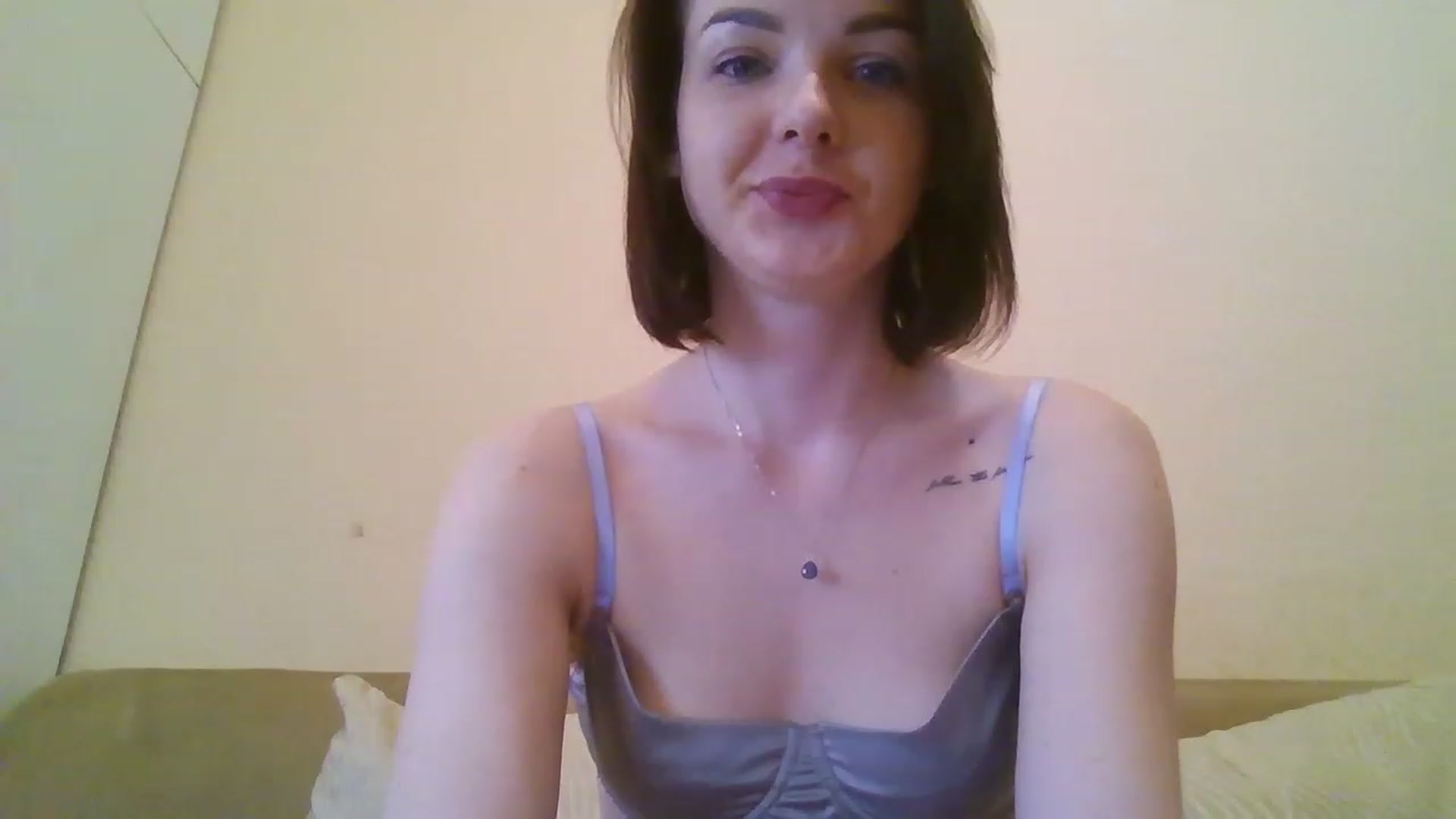 Gallery image thumbnail from RoxieSinner's myfreecams stream on, 02/26/2023, 10:50 image 10 of 20