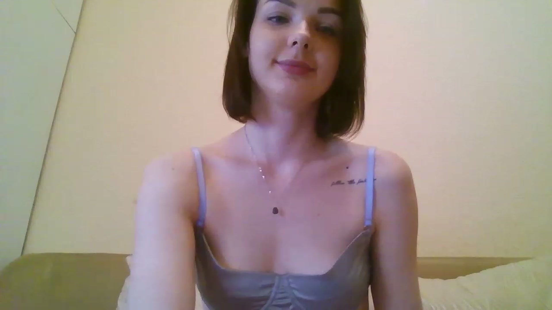 Gallery image thumbnail from RoxieSinner's myfreecams stream on, 02/26/2023, 10:50 image 17 of 20