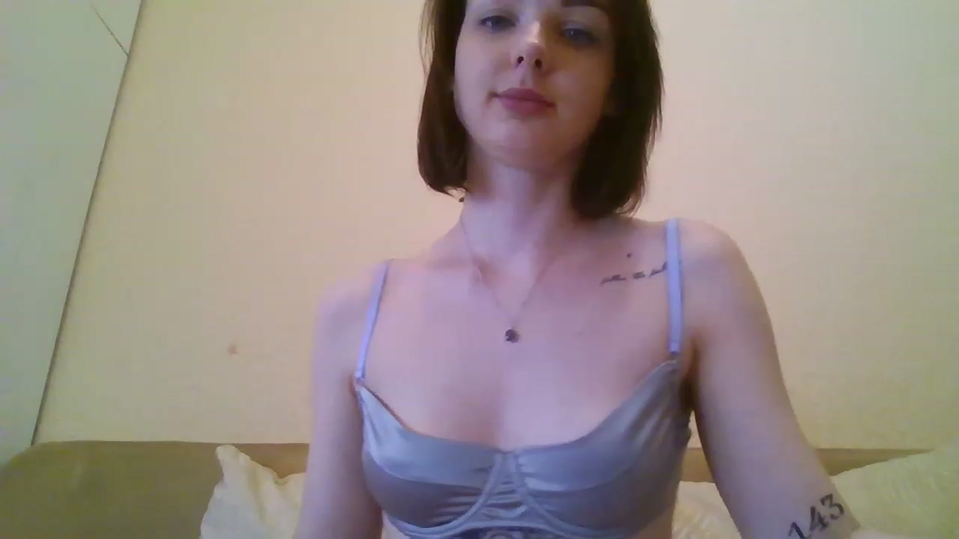 Gallery image thumbnail from RoxieSinner's myfreecams stream on, 02/26/2023, 11:26 image 2 of 20
