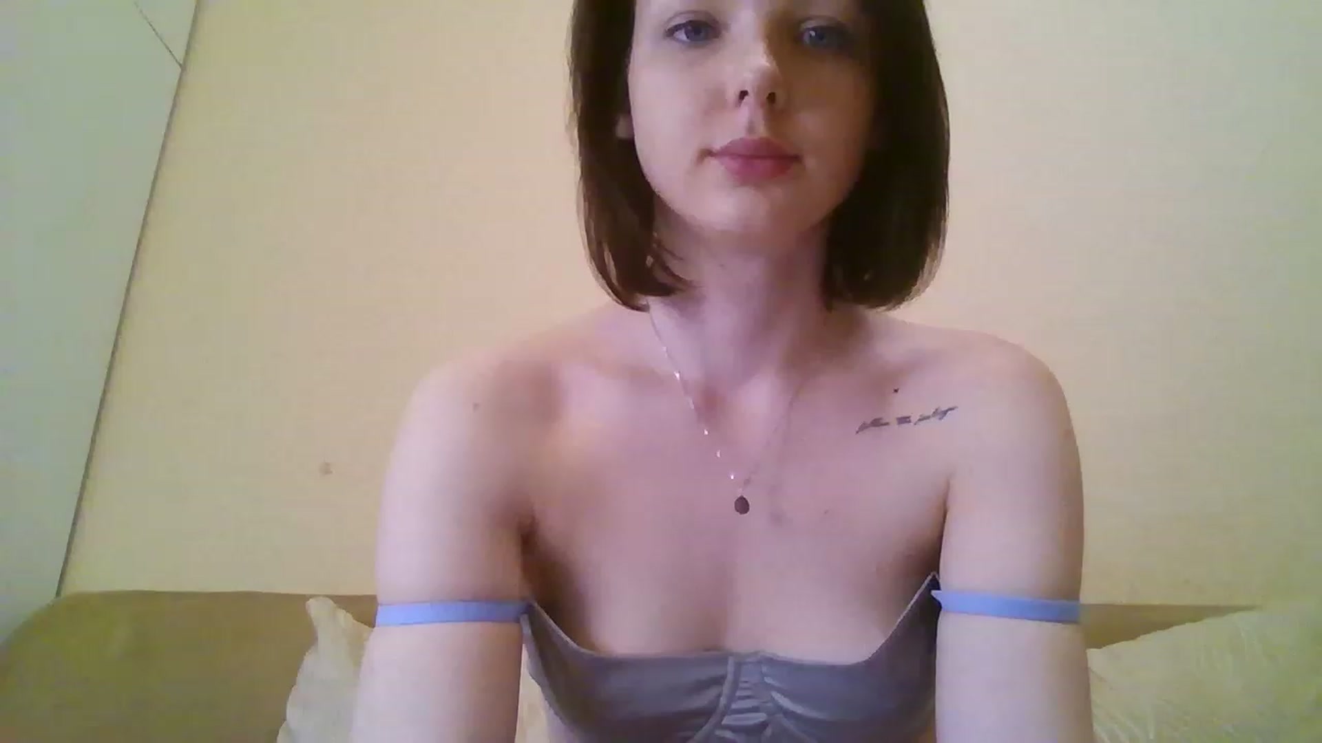 Gallery image thumbnail from RoxieSinner's myfreecams stream on, 02/26/2023, 12:06 image 16 of 20