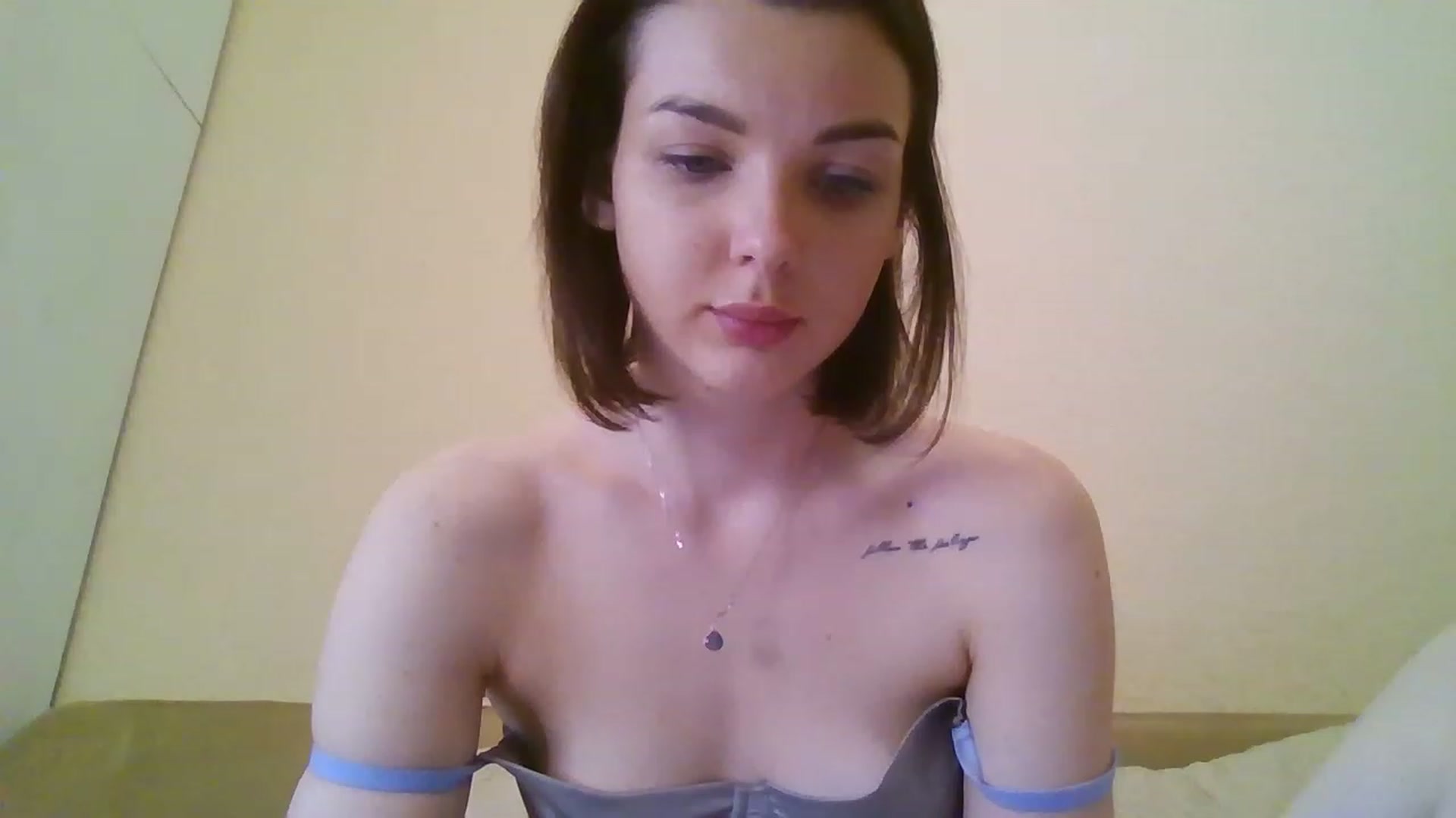 Gallery image thumbnail from RoxieSinner's myfreecams stream on, 02/26/2023, 12:06 image 12 of 20