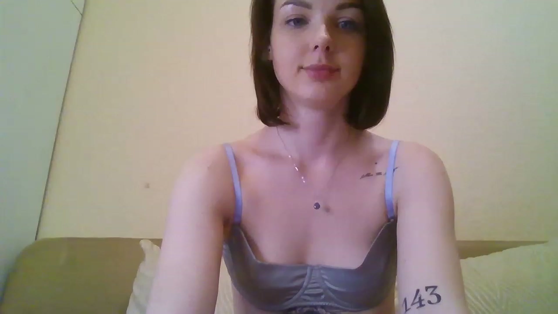 Gallery image thumbnail from RoxieSinner's myfreecams stream on, 02/26/2023, 14:34 image 2 of 20