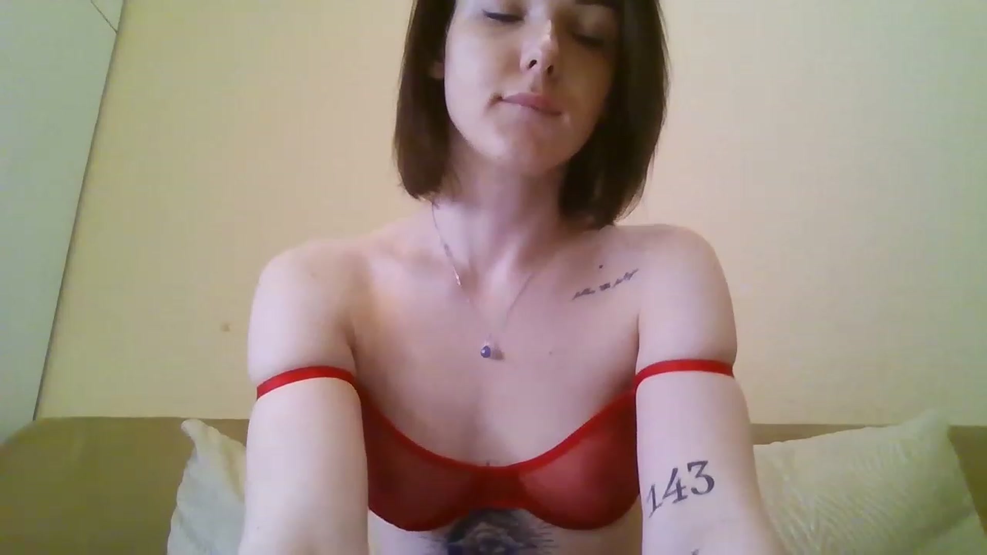 Gallery image thumbnail from RoxieSinner's myfreecams stream on, 02/28/2023, 11:25 image 4 of 20