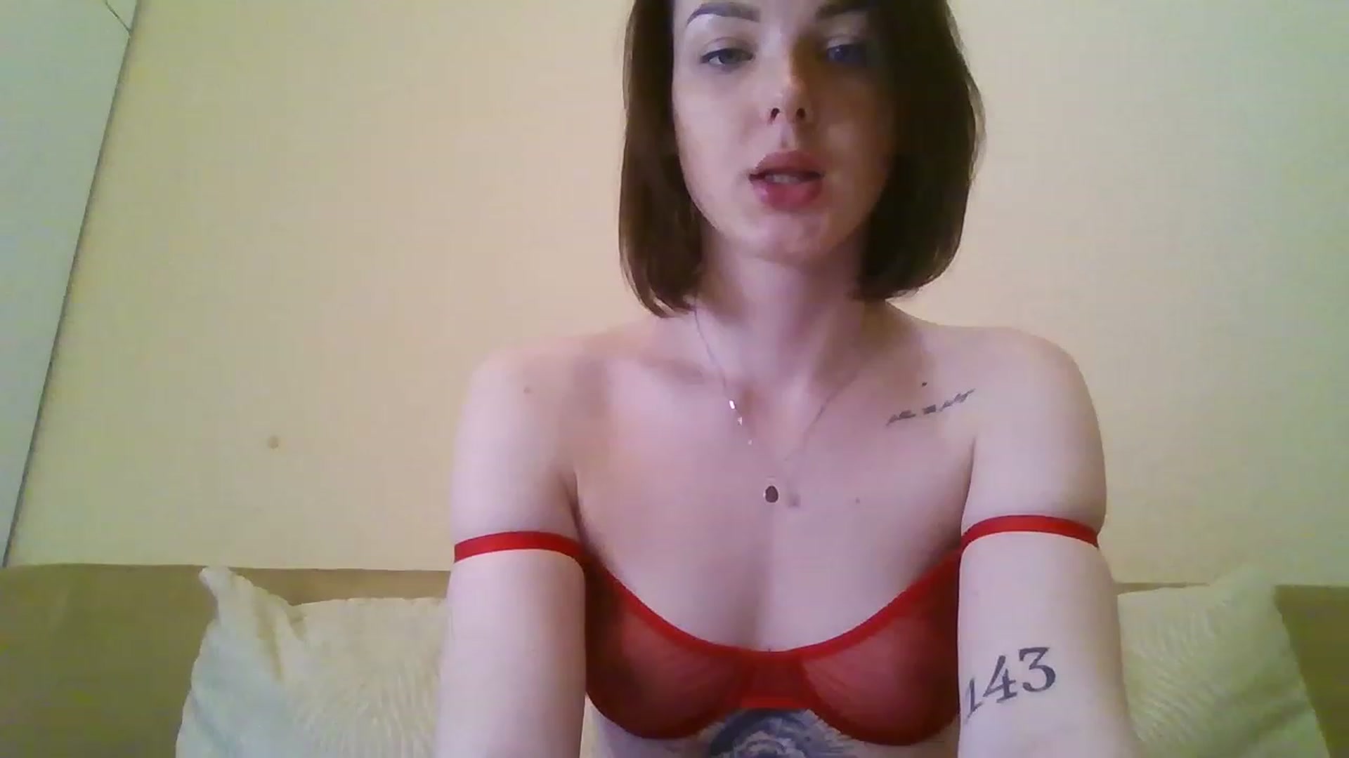 Gallery image thumbnail from RoxieSinner's myfreecams stream on, 02/28/2023, 15:01 image 12 of 20