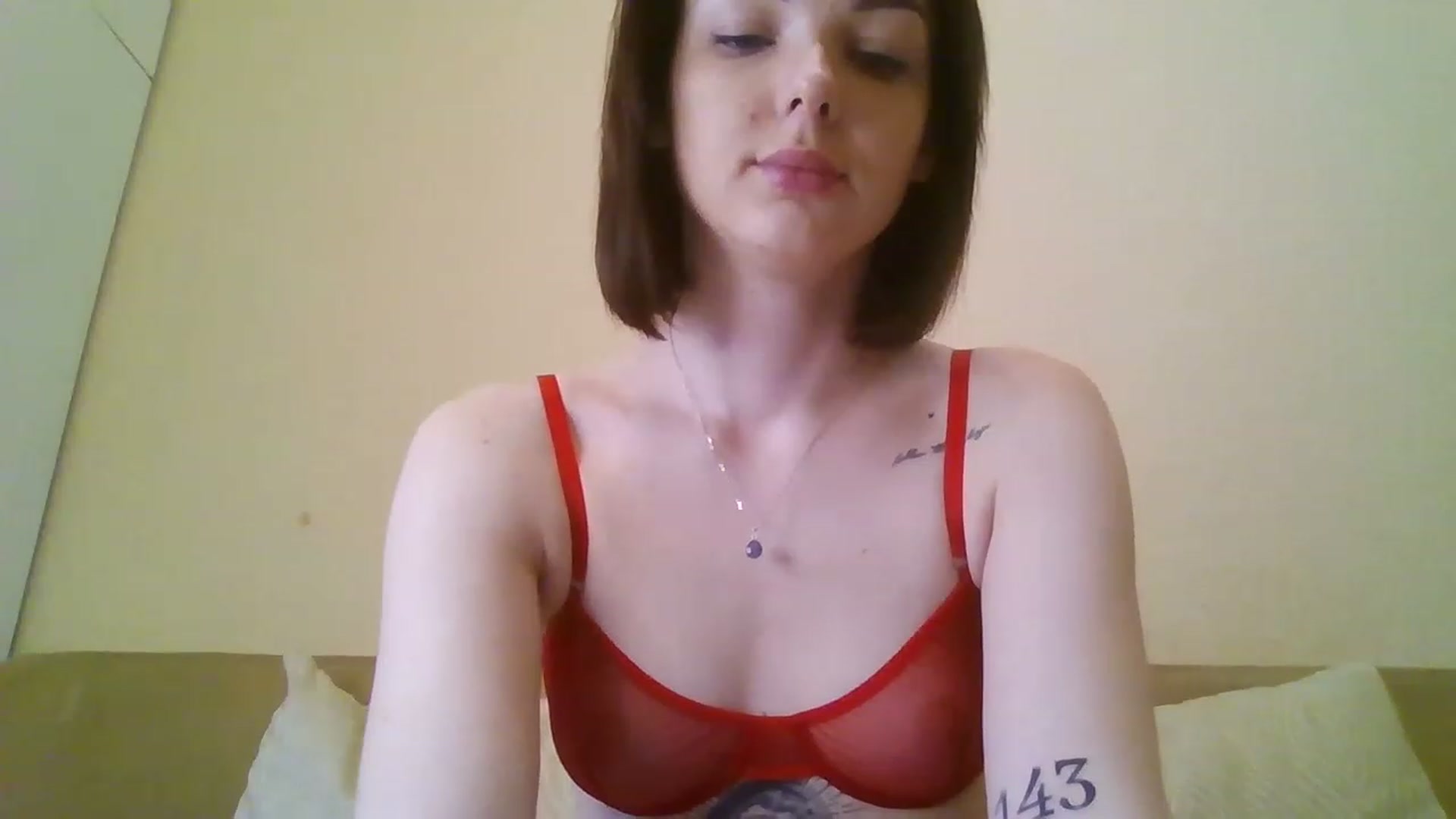 Gallery image thumbnail from RoxieSinner's myfreecams stream on, 03/04/2023, 11:10 image 14 of 20