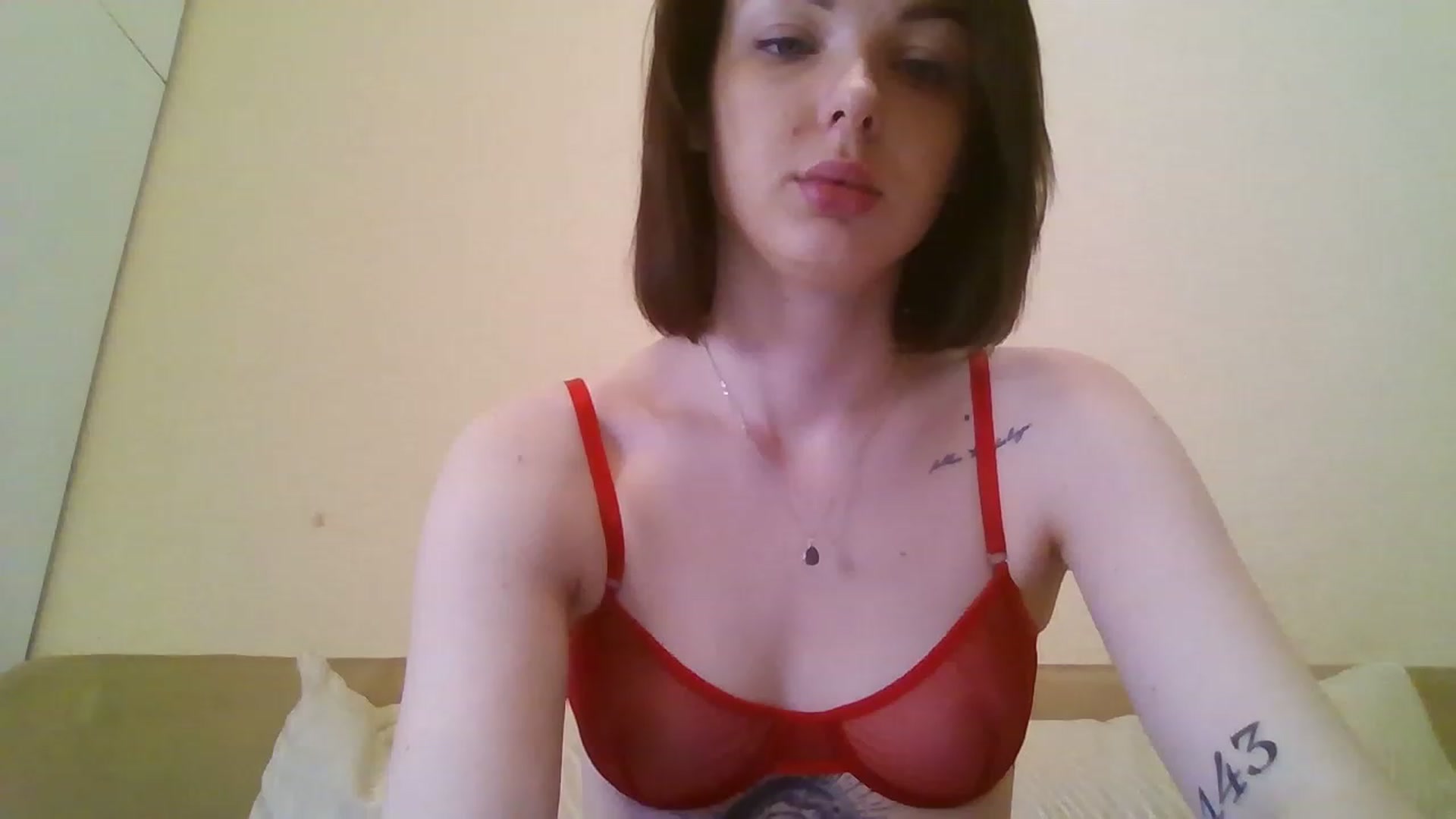 Gallery image thumbnail from RoxieSinner's myfreecams stream on, 03/04/2023, 11:10 image 2 of 20