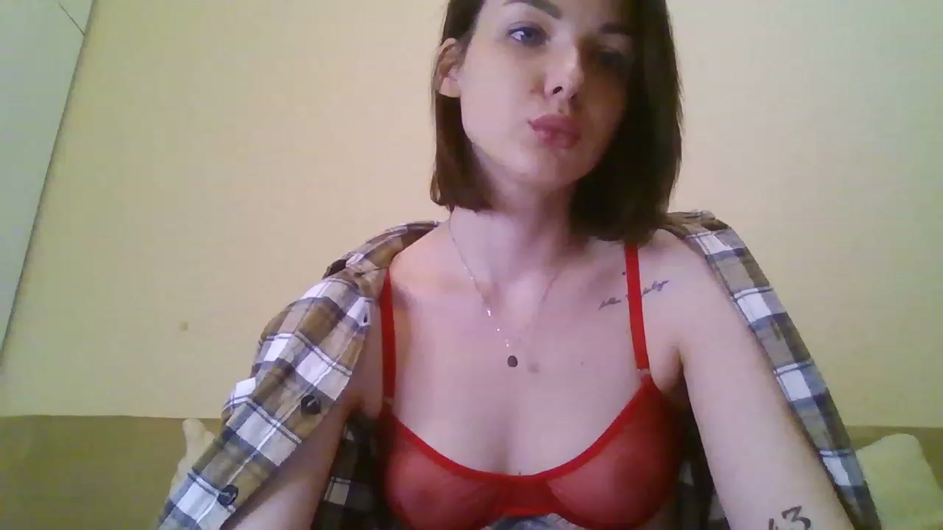 Gallery image thumbnail from RoxieSinner's myfreecams stream on, 03/04/2023, 15:35 image 2 of 20