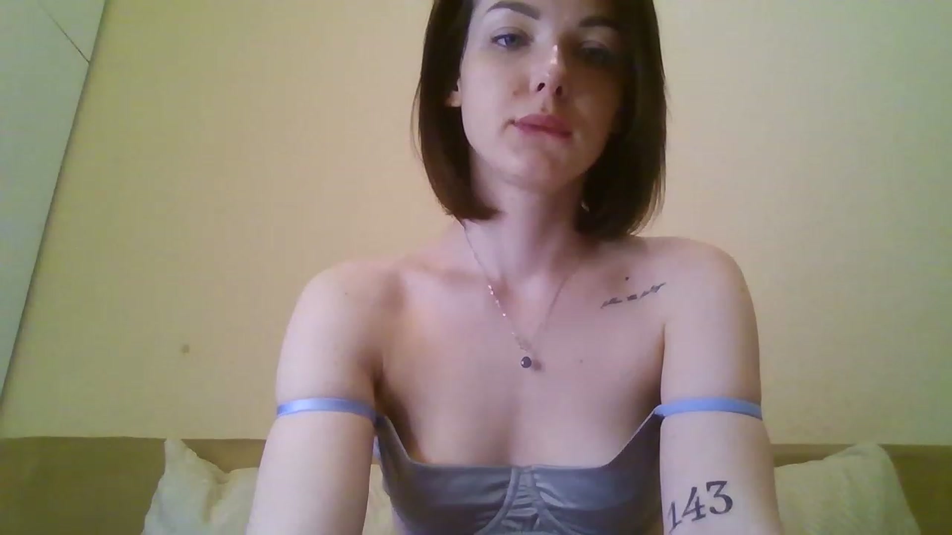 Gallery image thumbnail from RoxieSinner's myfreecams stream on, 03/05/2023, 09:52 image 10 of 20