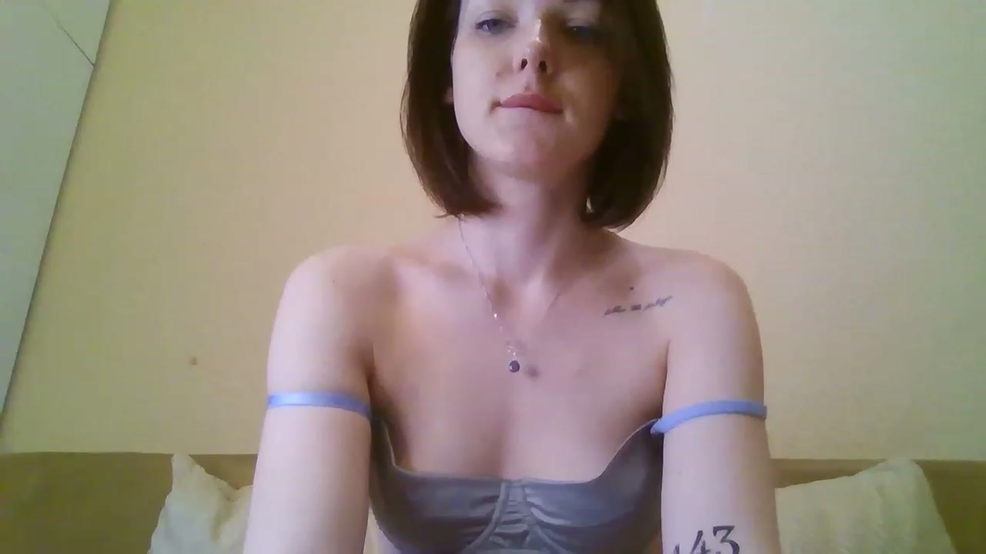 Gallery image thumbnail from RoxieSinner's myfreecams stream on, 03/05/2023, 09:52 image 9 of 20