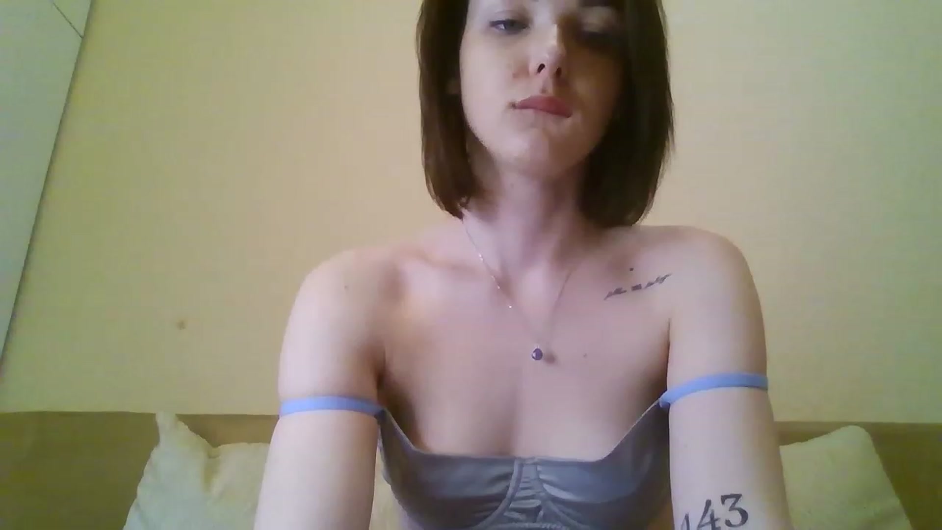 Gallery image thumbnail from RoxieSinner's myfreecams stream on, 03/05/2023, 12:44 image 16 of 20