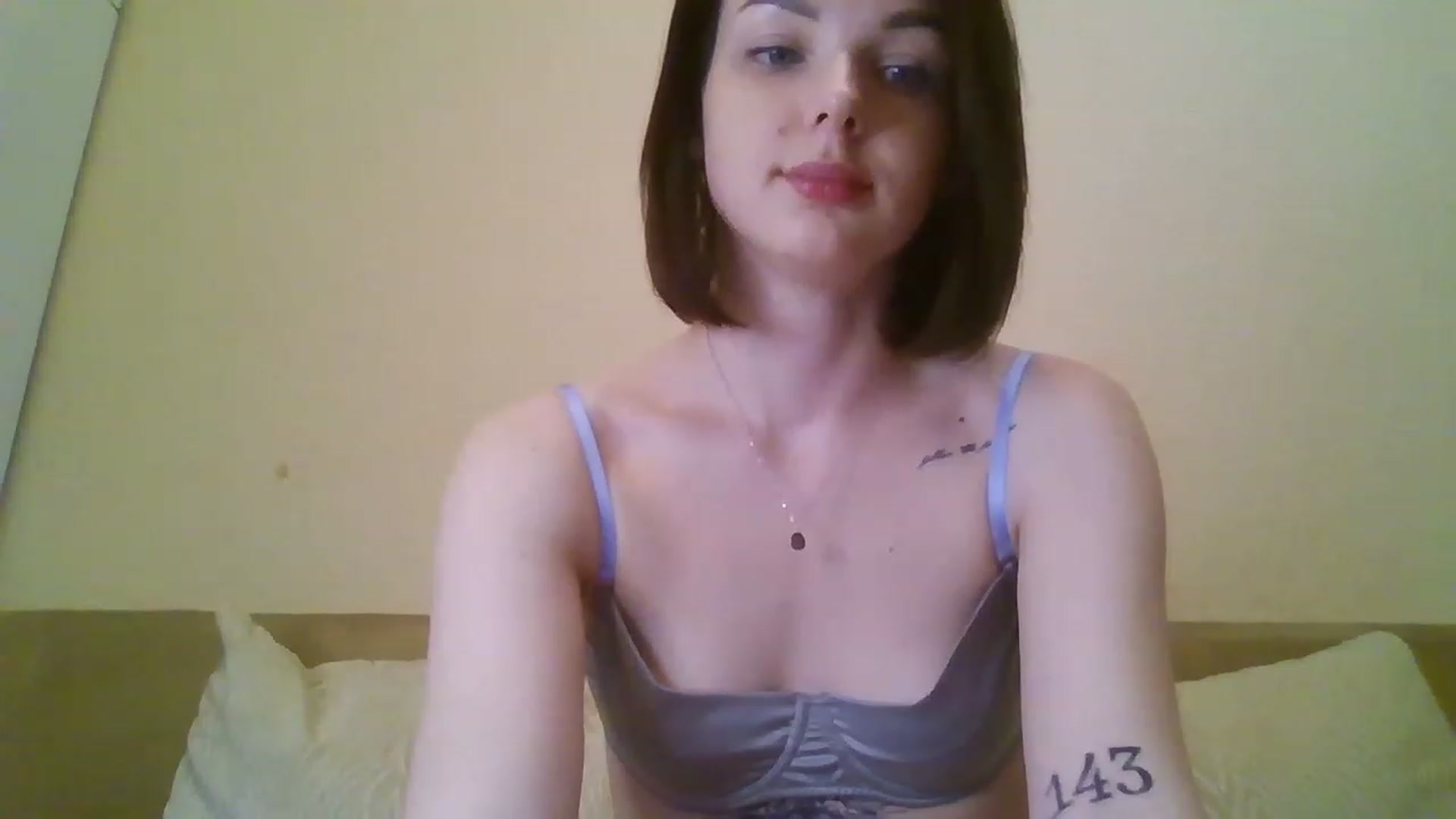 Gallery image thumbnail from RoxieSinner's myfreecams stream on, 03/05/2023, 14:32 image 16 of 20