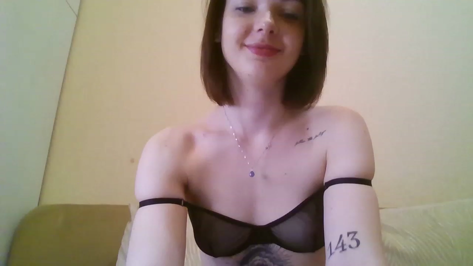 Gallery image thumbnail from RoxieSinner's myfreecams stream on, 03/07/2023, 11:55 image 10 of 20