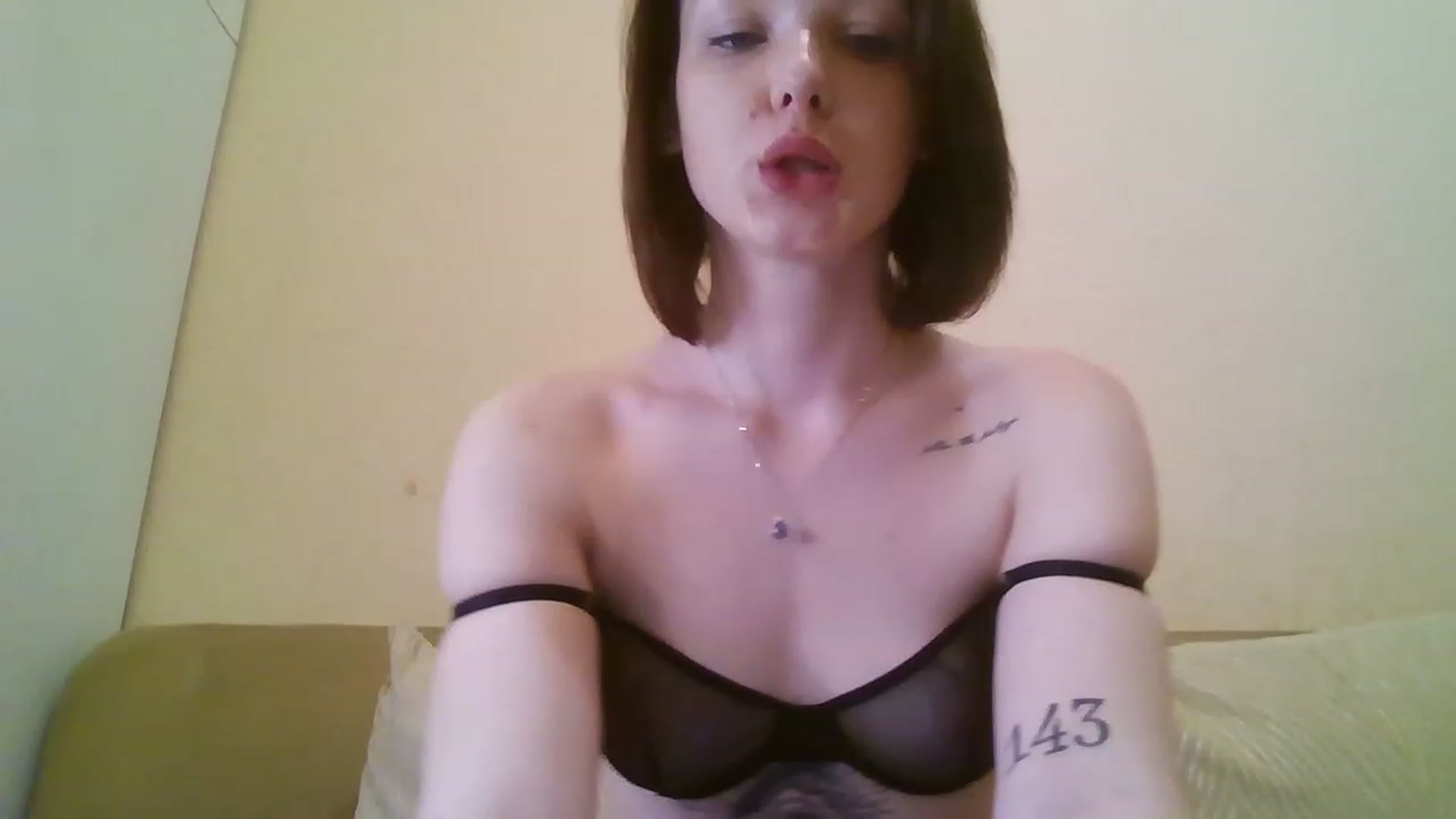 Gallery image thumbnail from RoxieSinner's myfreecams stream on, 03/07/2023, 13:33 image 11 of 20