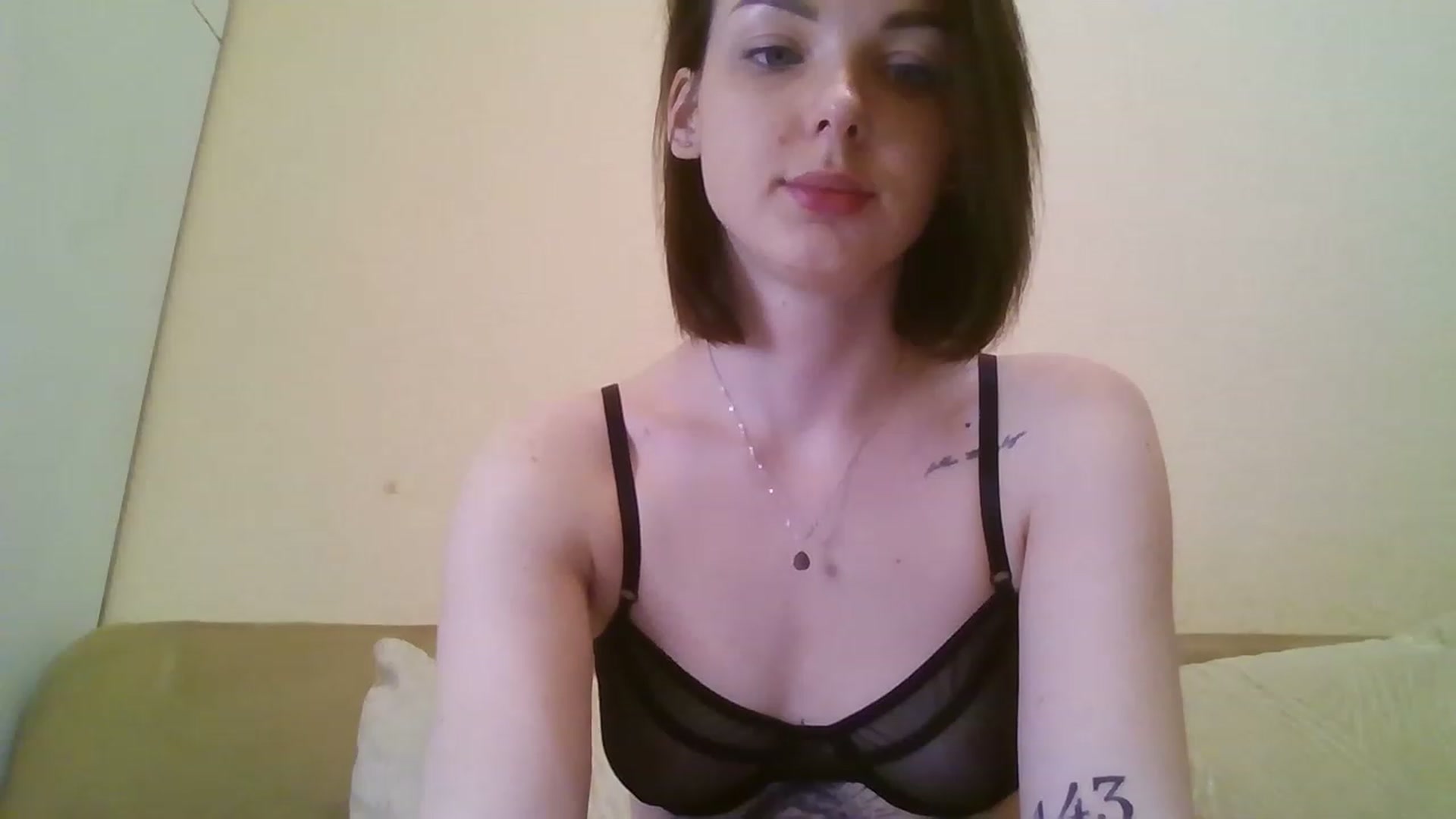 Gallery image thumbnail from RoxieSinner's myfreecams stream on, 03/08/2023, 15:13 image 12 of 20
