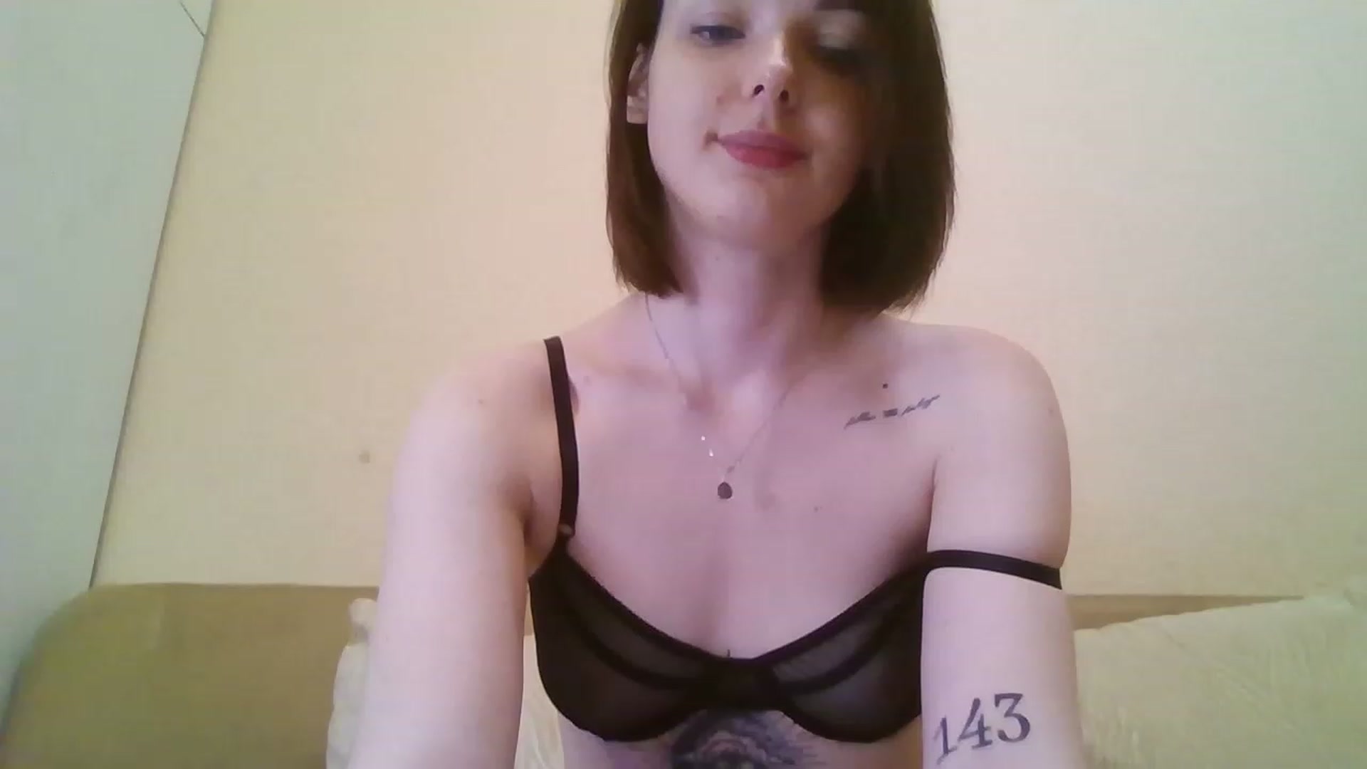 Gallery image thumbnail from RoxieSinner's myfreecams stream on, 03/08/2023, 15:13 image 10 of 20