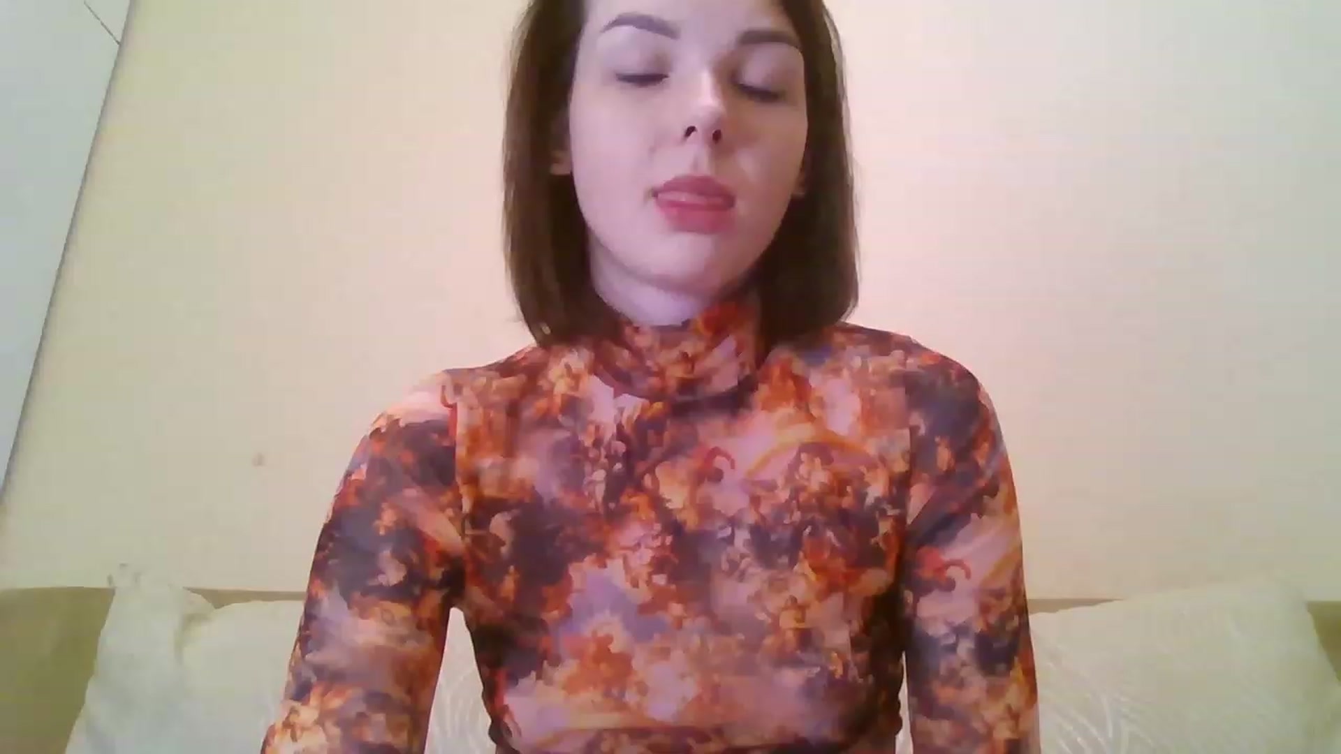 Gallery image thumbnail from RoxieSinner's myfreecams stream on, 03/11/2023, 14:13 image 4 of 20