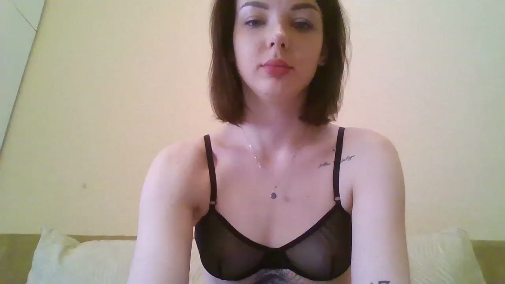 Gallery image thumbnail from RoxieSinner's myfreecams stream on, 03/12/2023, 10:03 image 8 of 20