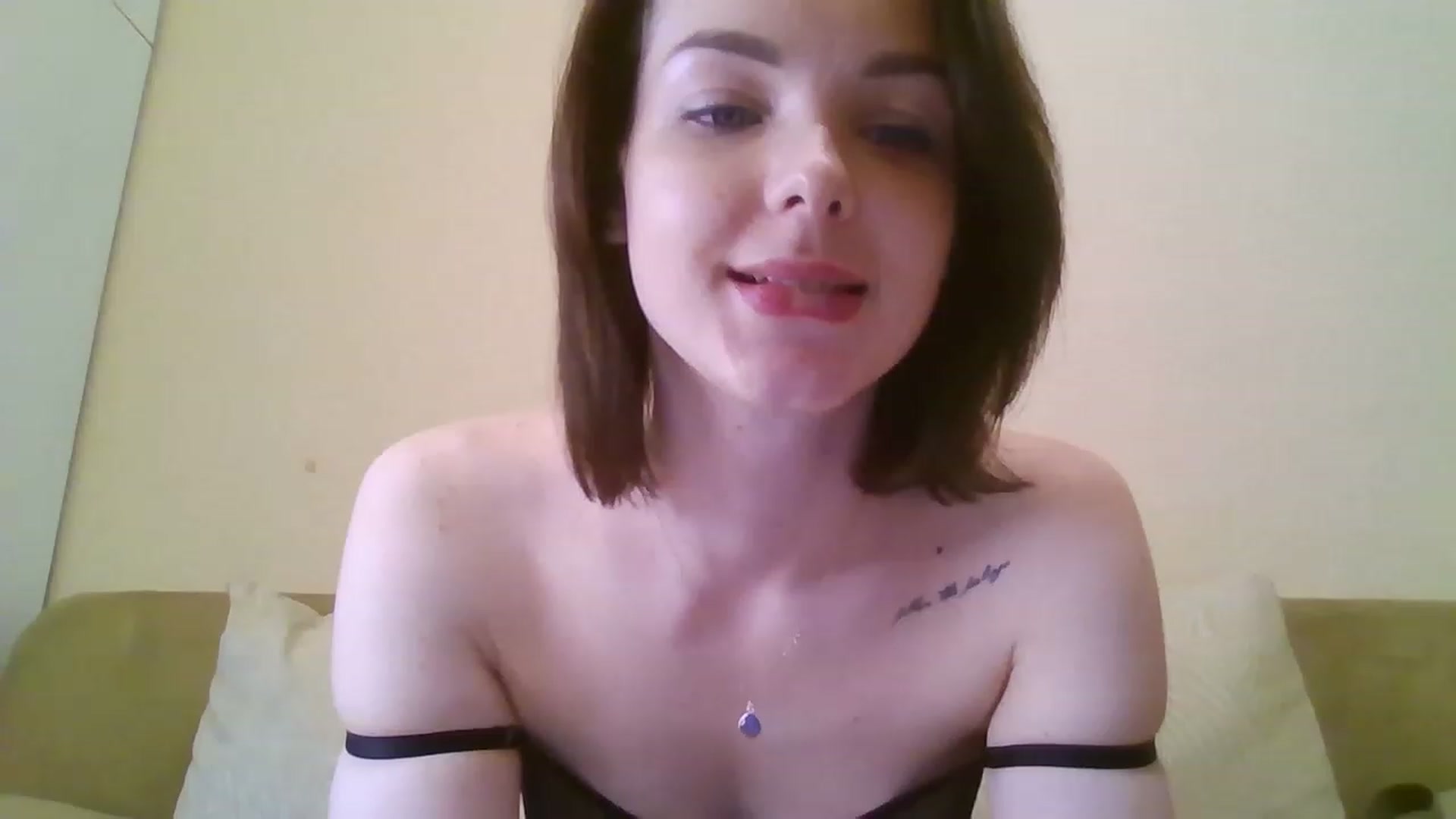 Gallery image thumbnail from RoxieSinner's myfreecams stream on, 03/12/2023, 12:58 image 8 of 20