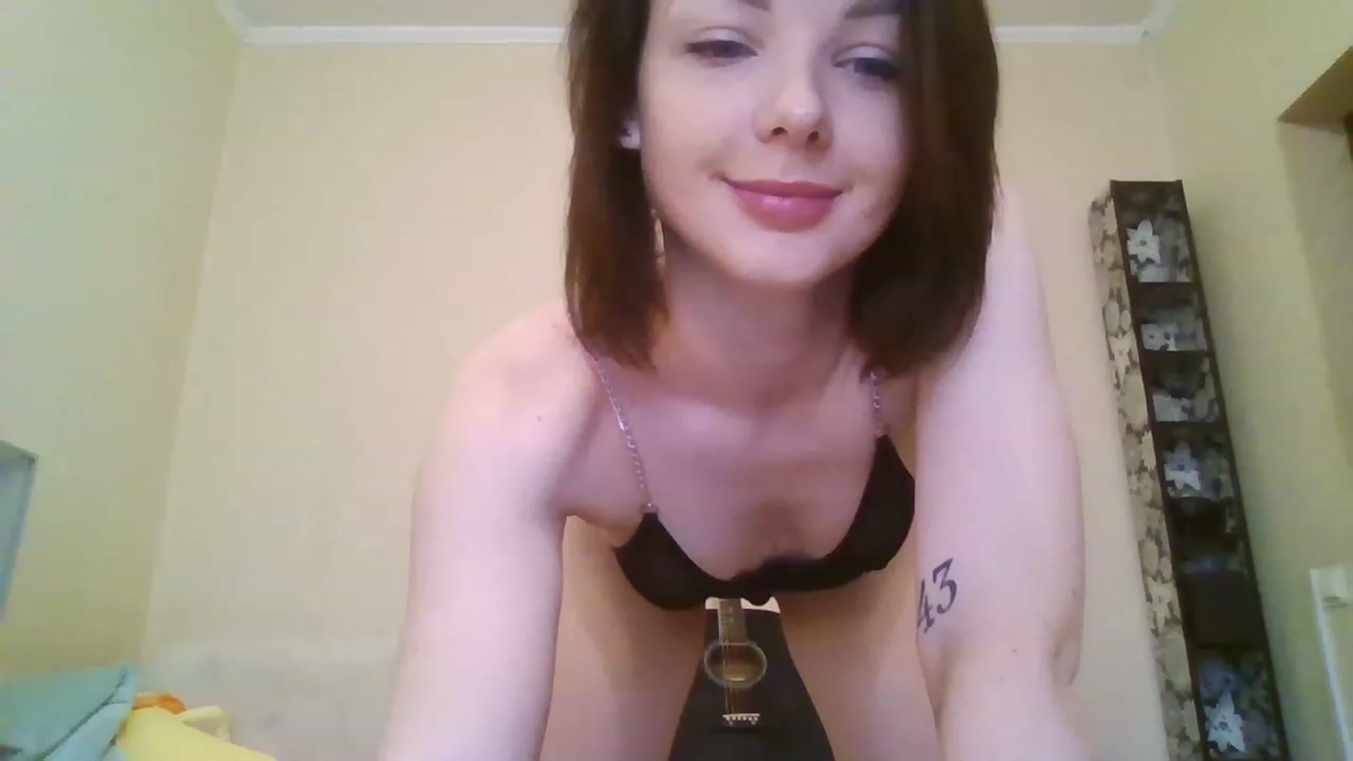 Gallery image thumbnail from RoxieSinner's myfreecams stream on, 03/14/2023, 09:36 image 20 of 20