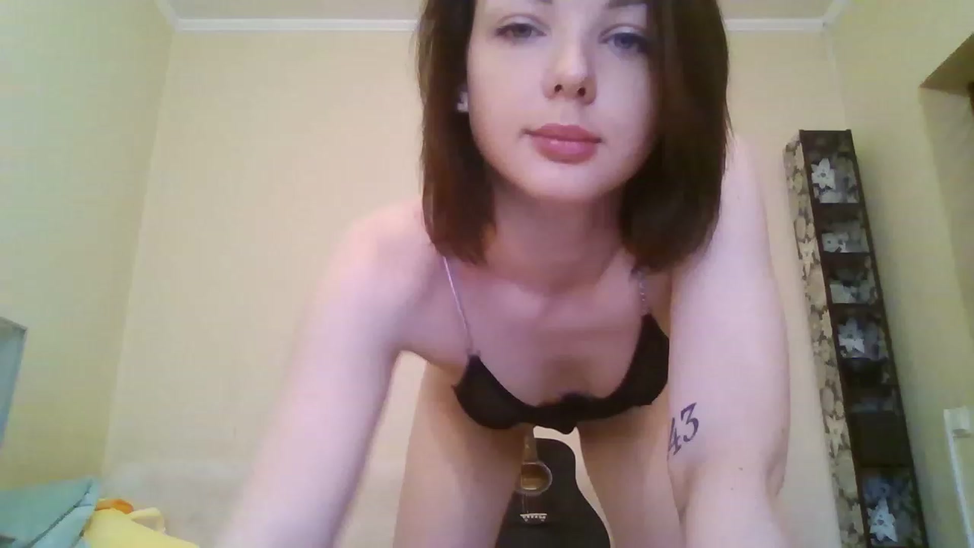 Gallery image thumbnail from RoxieSinner's myfreecams stream on, 03/14/2023, 09:36 image 18 of 20