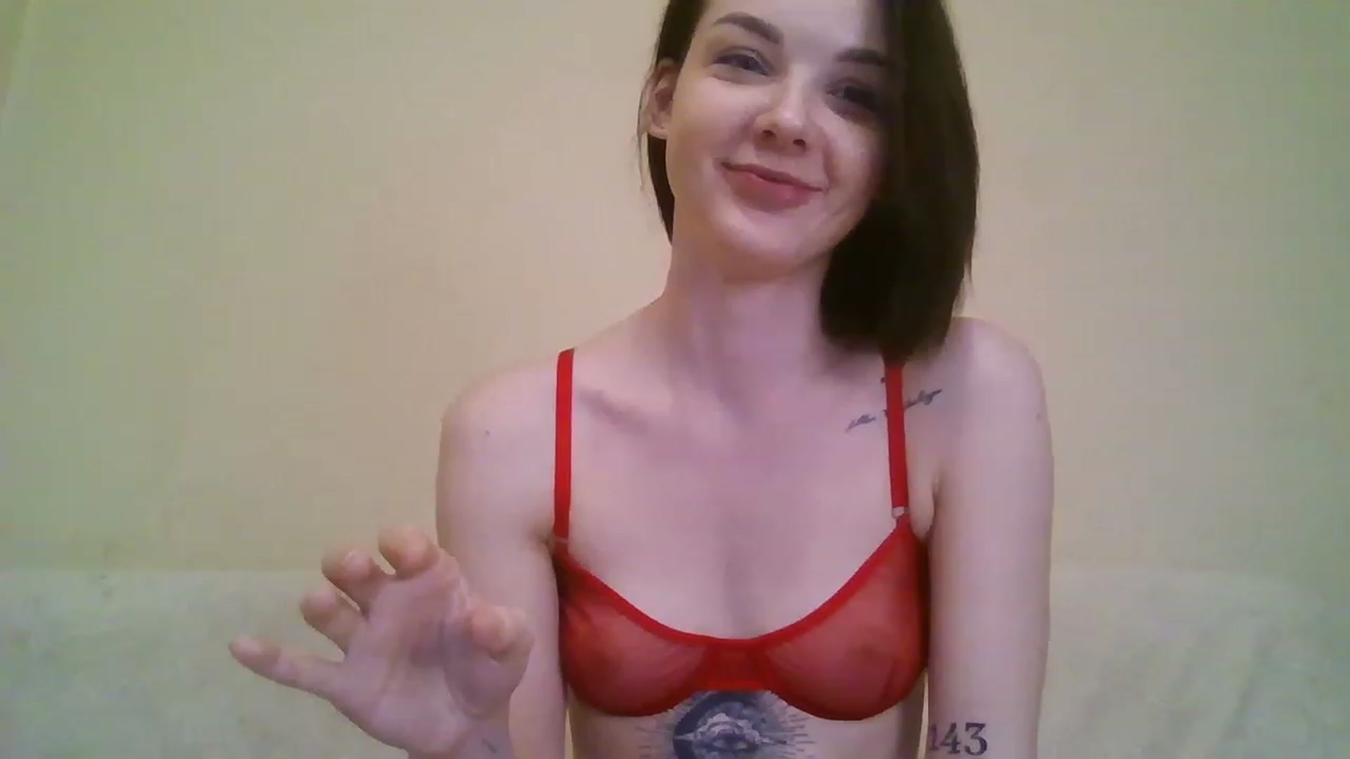 Gallery image thumbnail from RoxieSinner's myfreecams stream on, 03/15/2023, 14:59 image 10 of 20