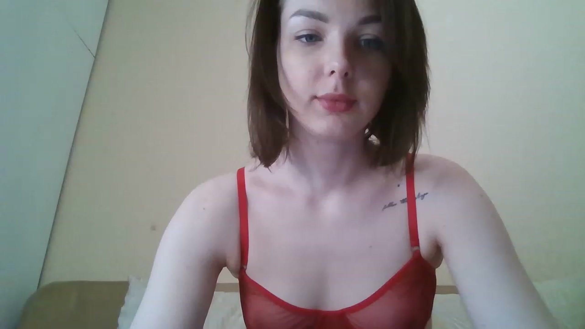 Gallery image thumbnail from RoxieSinner's myfreecams stream on, 03/18/2023, 12:36 image 2 of 20