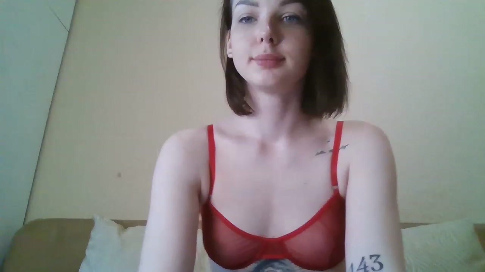 Gallery image thumbnail from RoxieSinner's myfreecams stream on, 03/18/2023, 12:36 image 20 of 20