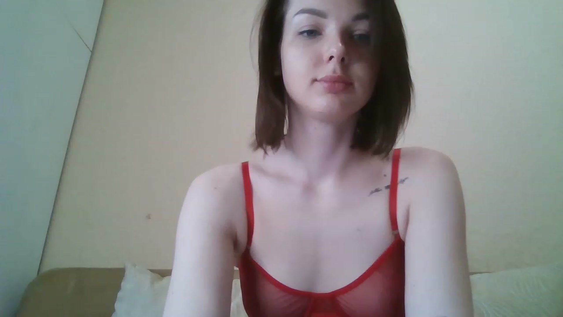 Gallery image thumbnail from RoxieSinner's myfreecams stream on, 03/18/2023, 12:36 image 4 of 20
