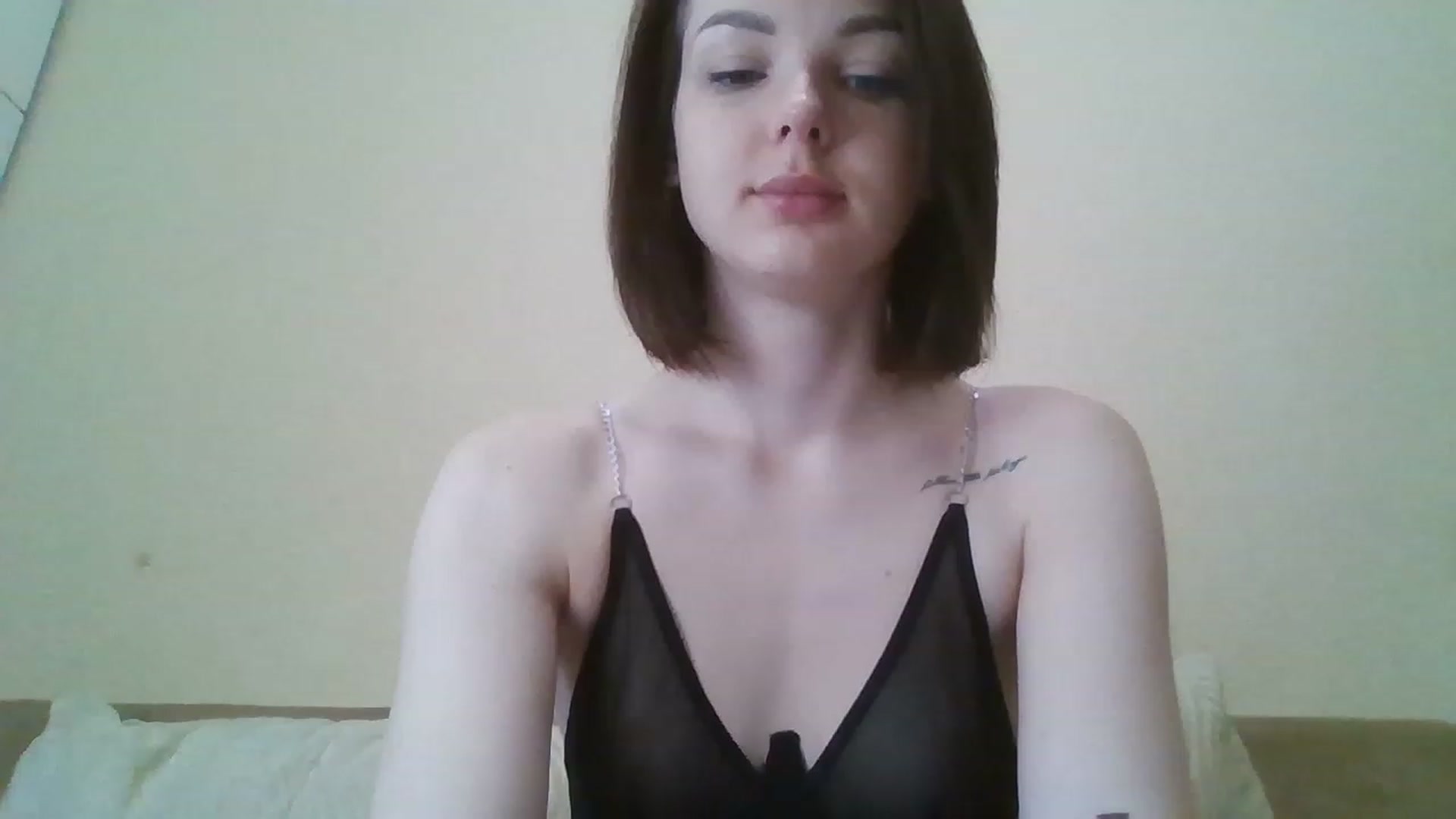 Gallery image thumbnail from RoxieSinner's myfreecams stream on, 03/21/2023, 10:13 image 13 of 20