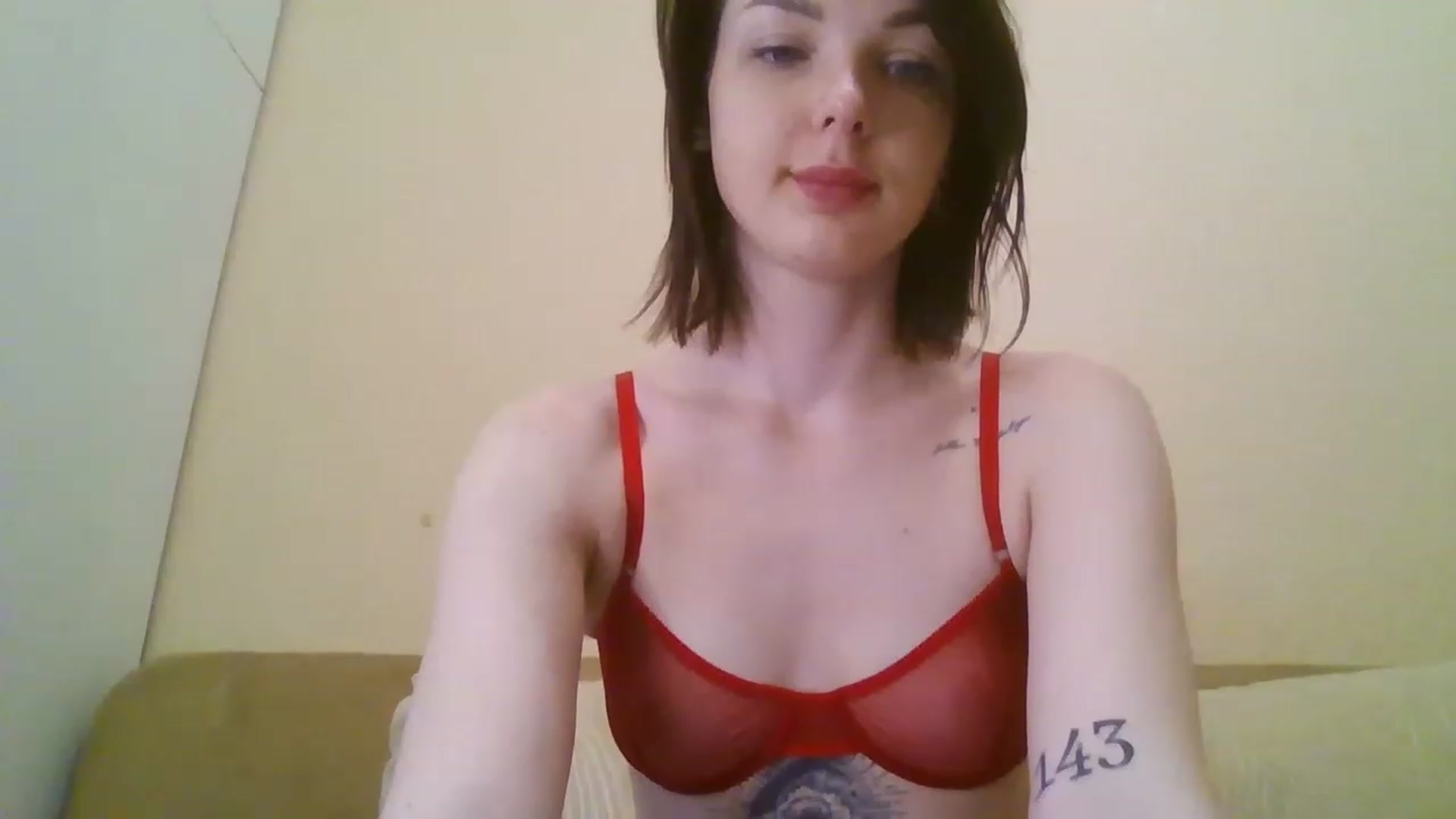 Gallery image thumbnail from RoxieSinner's myfreecams stream on, 03/28/2023, 09:43 image 3 of 20