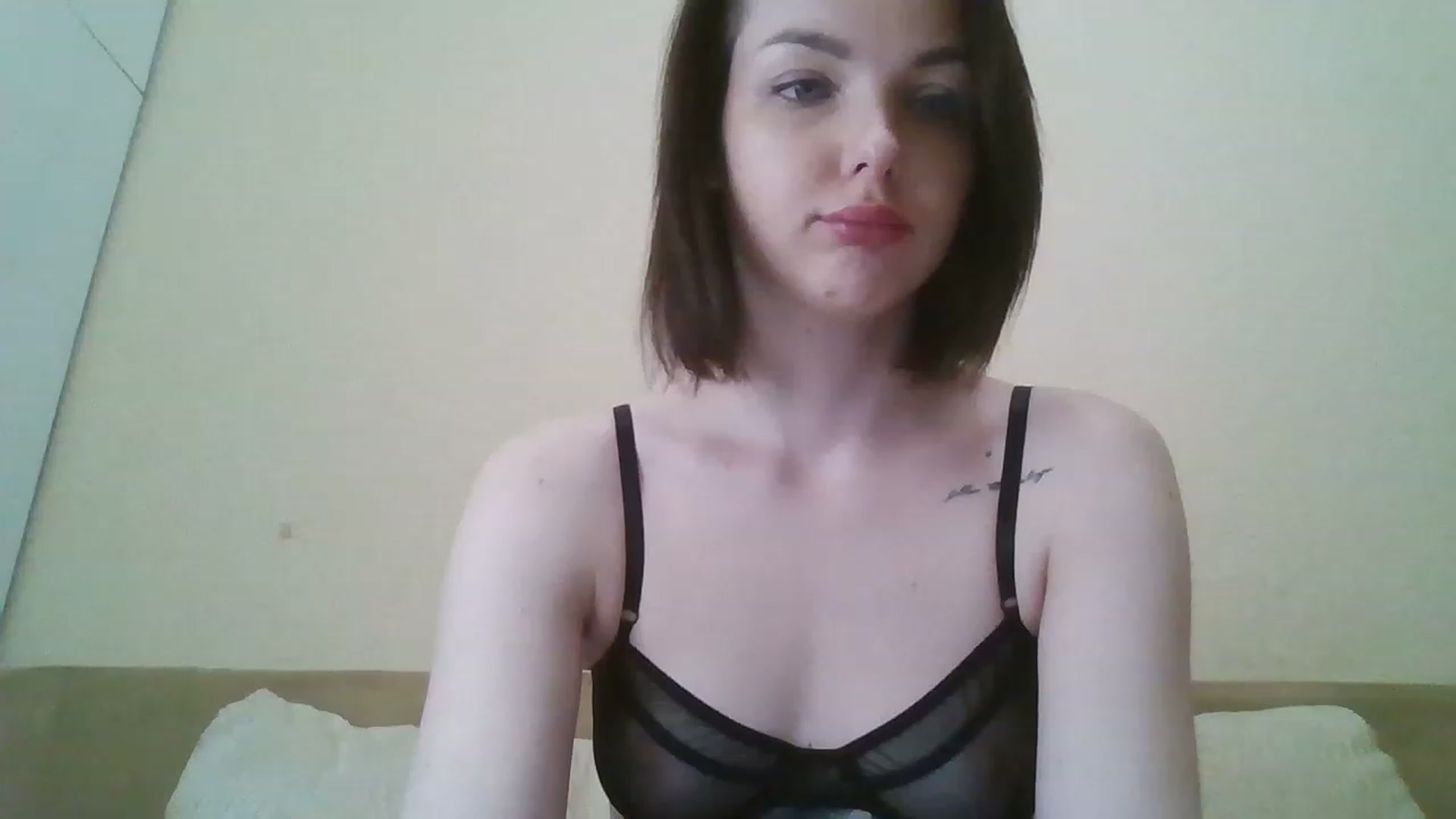 Gallery image thumbnail from RoxieSinner's myfreecams stream on, 04/04/2023, 12:03 image 1 of 20
