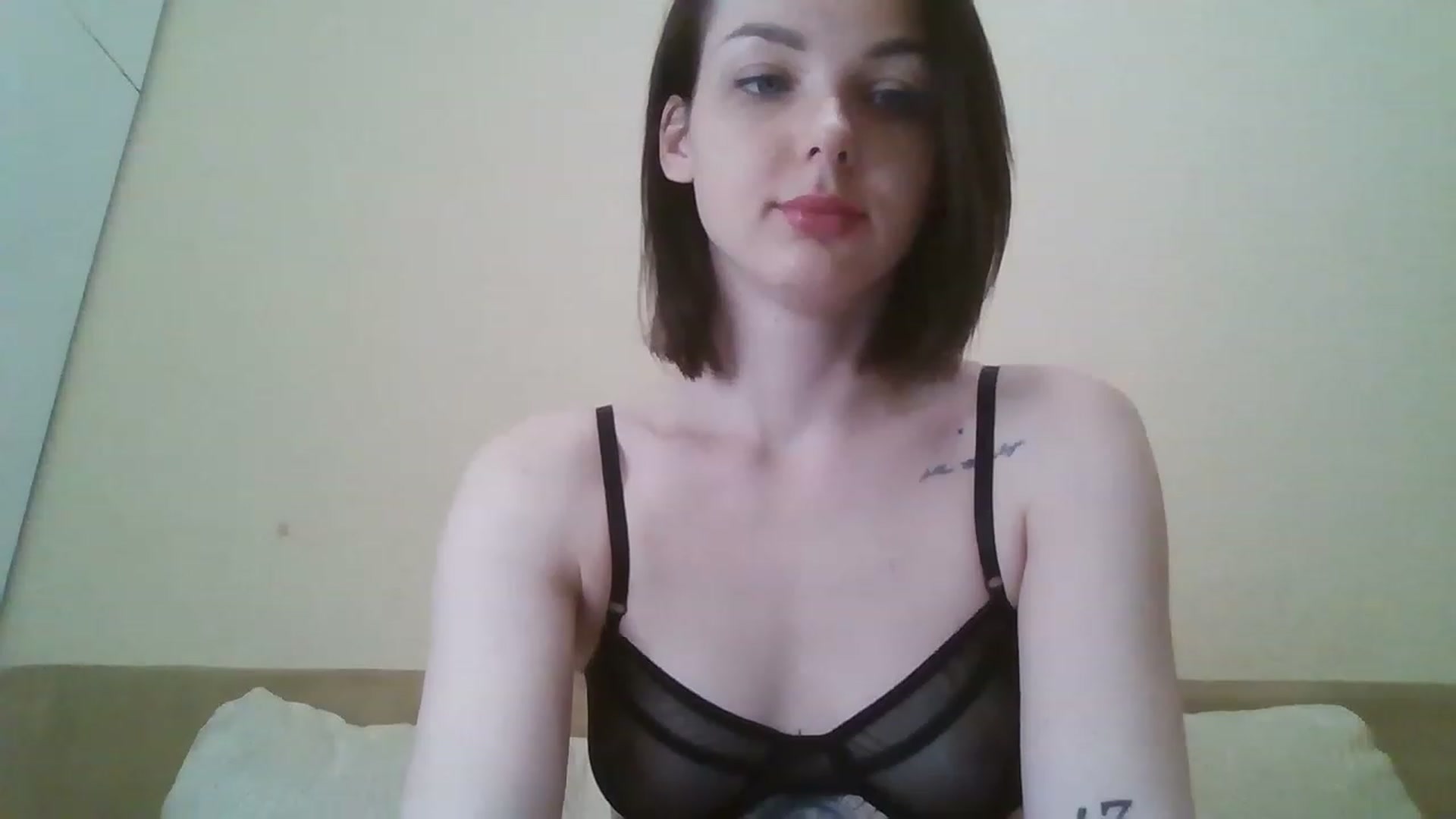 Gallery image thumbnail from RoxieSinner's myfreecams stream on, 04/04/2023, 12:03 image 4 of 20
