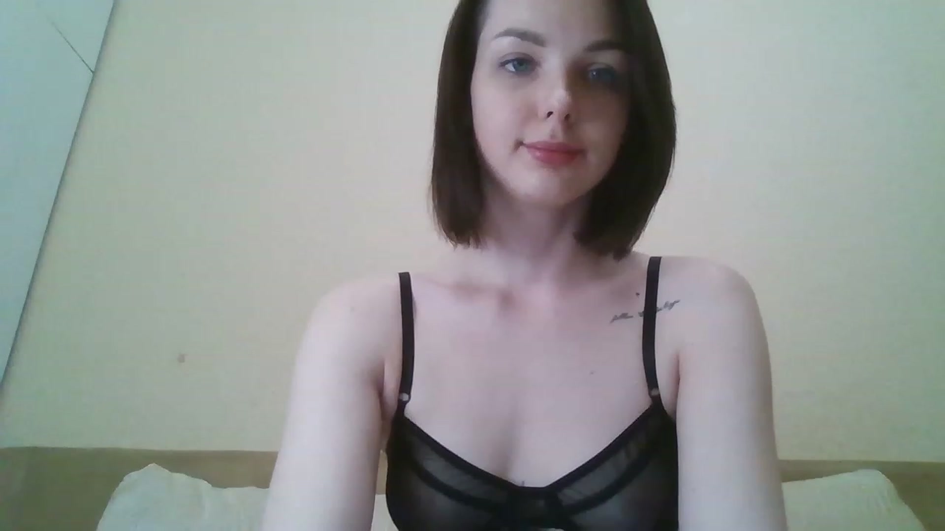 Gallery image thumbnail from RoxieSinner's myfreecams stream on, 04/04/2023, 13:30 image 2 of 20