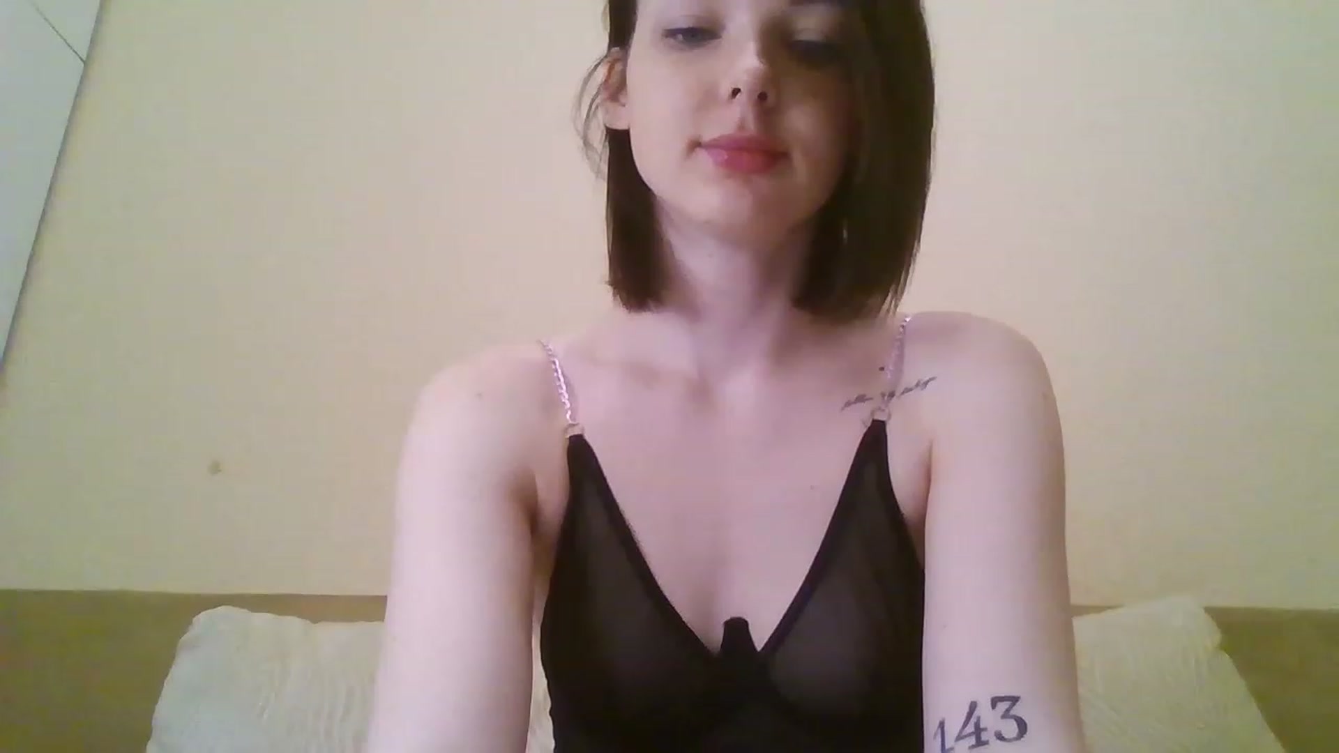 Gallery image thumbnail from RoxieSinner's myfreecams stream on, 04/05/2023, 08:55 image 1 of 20