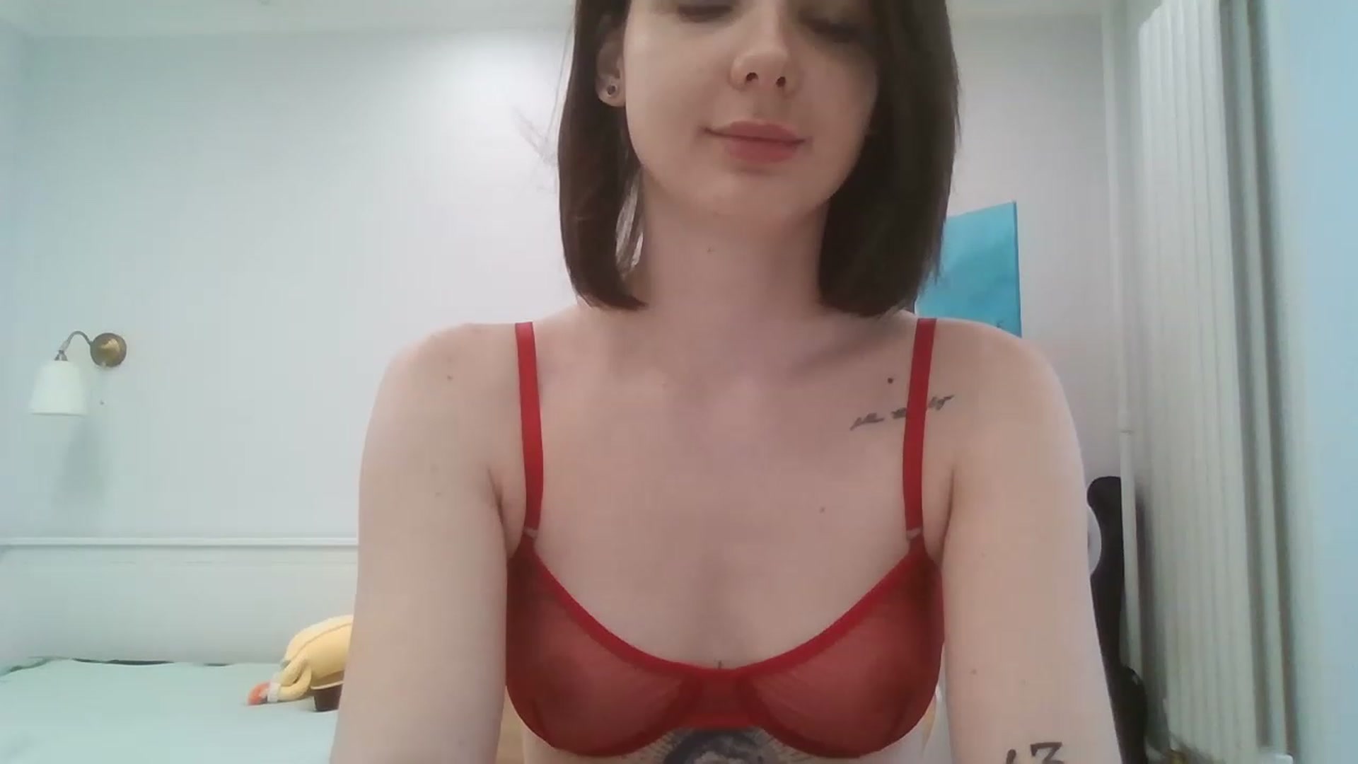 Gallery image thumbnail from RoxieSinner's myfreecams stream on, 04/13/2023, 09:50 image 14 of 20