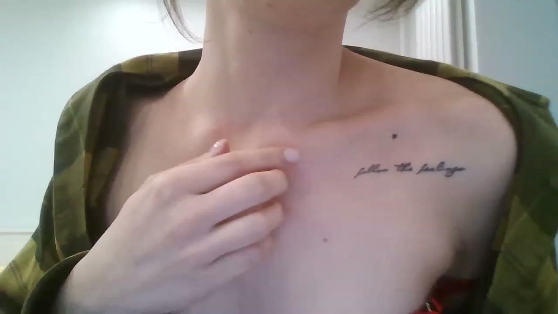 Gallery image thumbnail from RoxieSinner's myfreecams stream on, 04/15/2023, 14:56 image 14 of 20