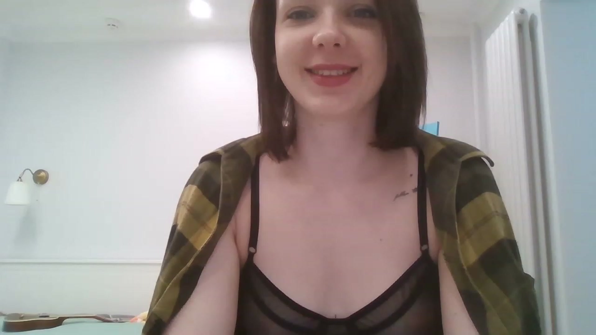 Gallery image thumbnail from RoxieSinner's myfreecams stream on, 04/16/2023, 09:18 image 11 of 20