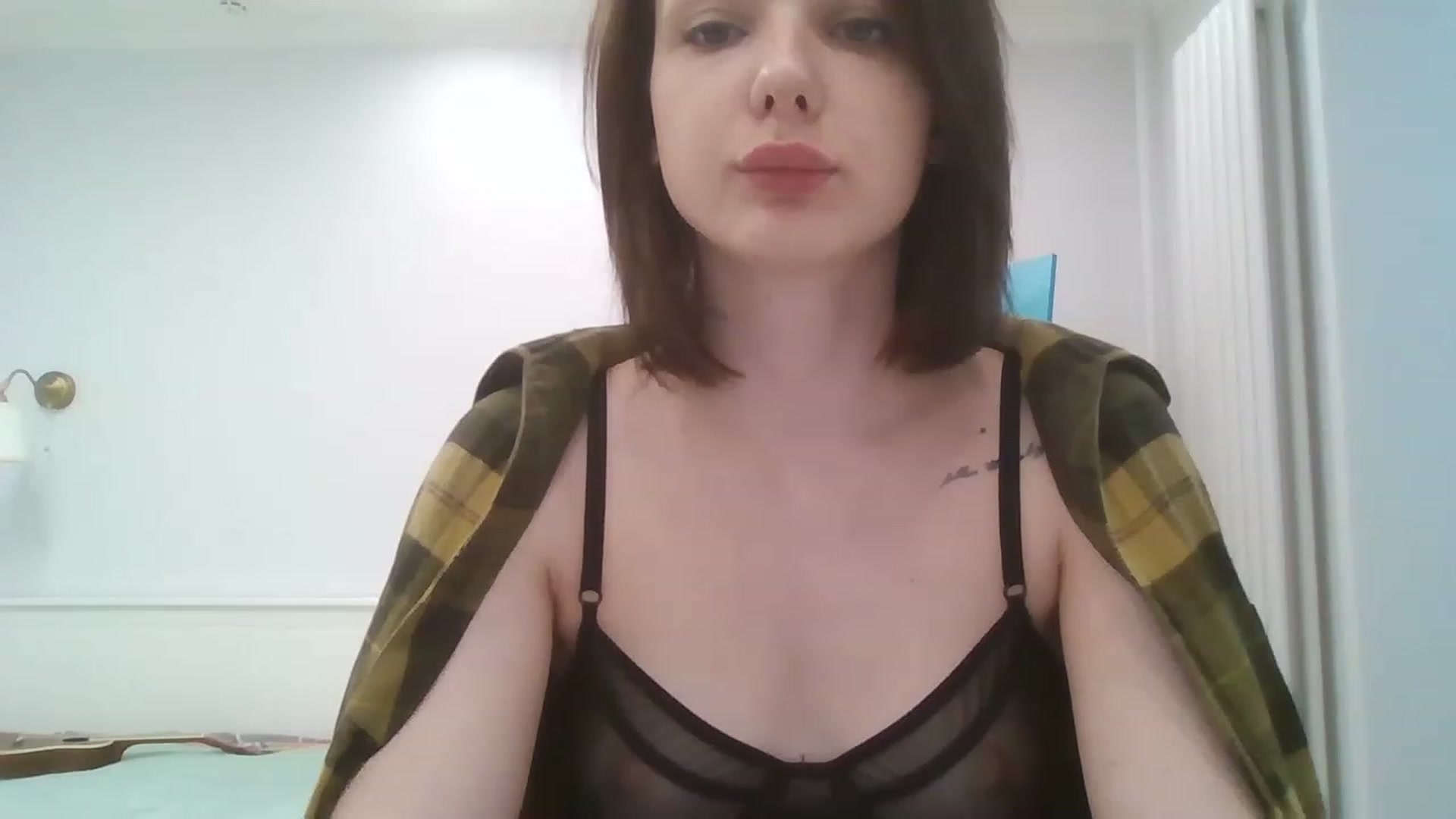 Gallery image thumbnail from RoxieSinner's myfreecams stream on, 04/16/2023, 11:56 image 11 of 20
