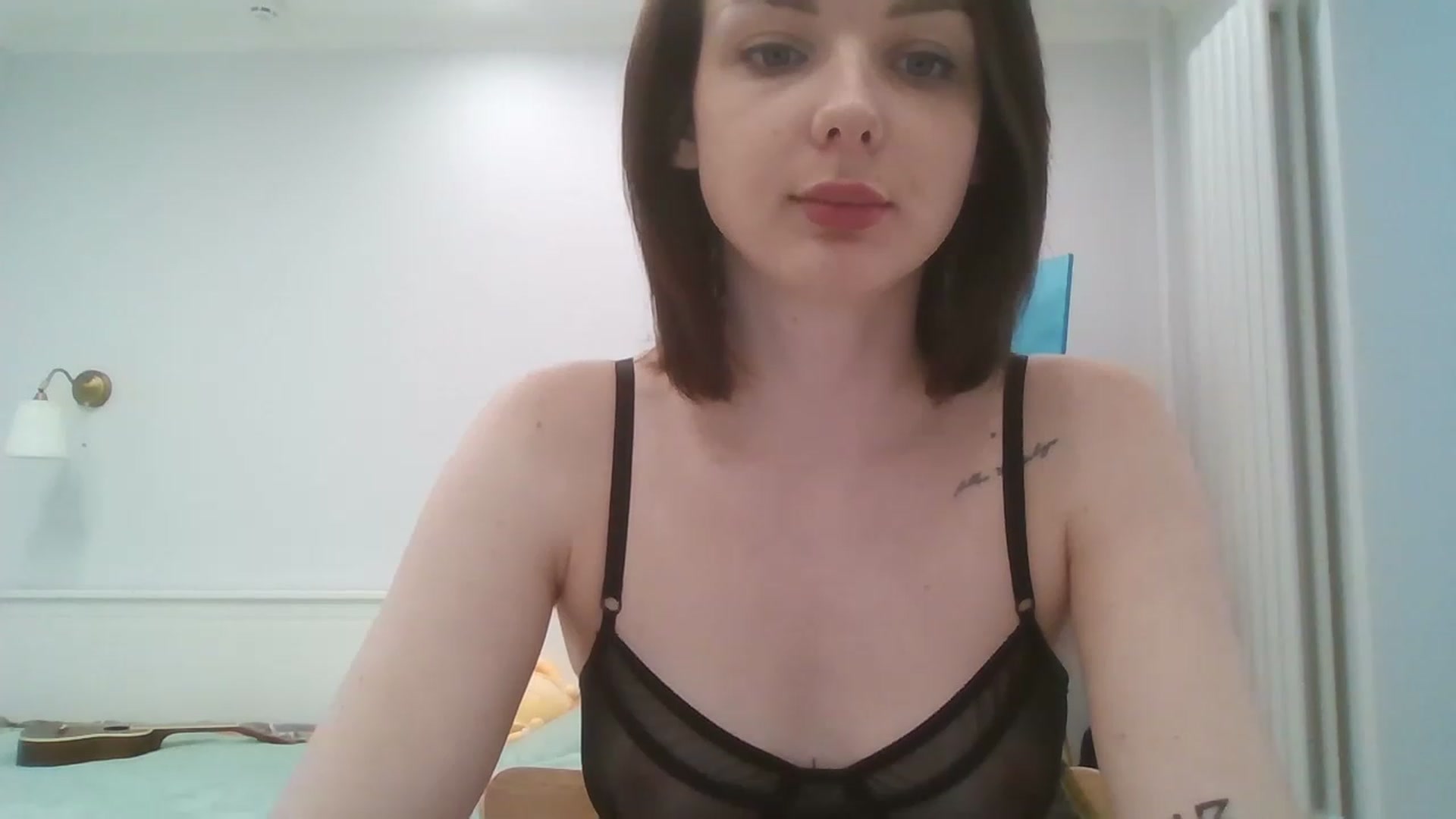Gallery image thumbnail from RoxieSinner's myfreecams stream on, 04/16/2023, 13:33 image 9 of 20