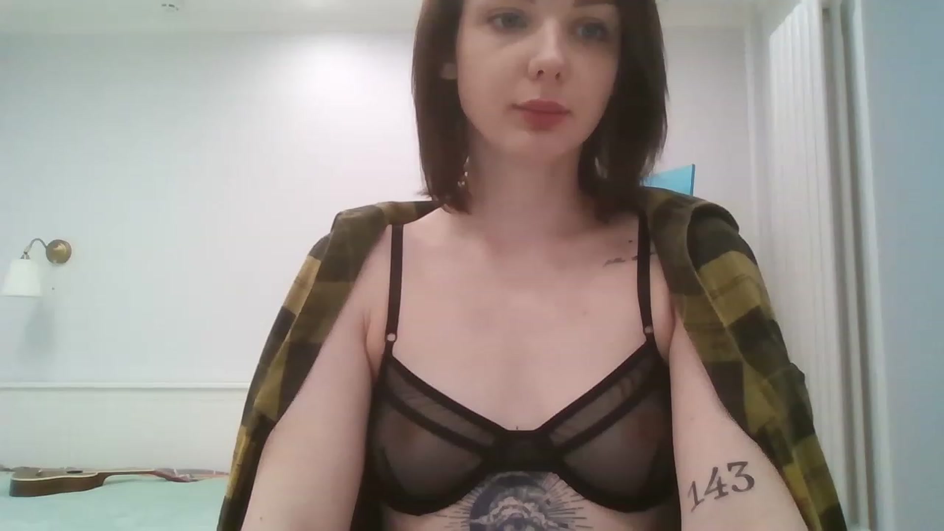 Gallery image thumbnail from RoxieSinner's myfreecams stream on, 04/16/2023, 13:33 image 10 of 20