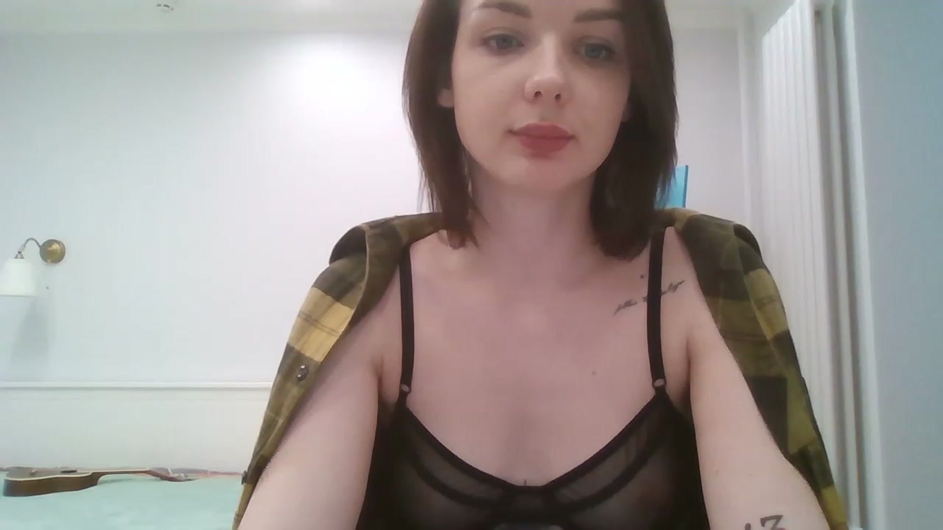 Gallery image thumbnail from RoxieSinner's myfreecams stream on, 04/16/2023, 13:33 image 14 of 20