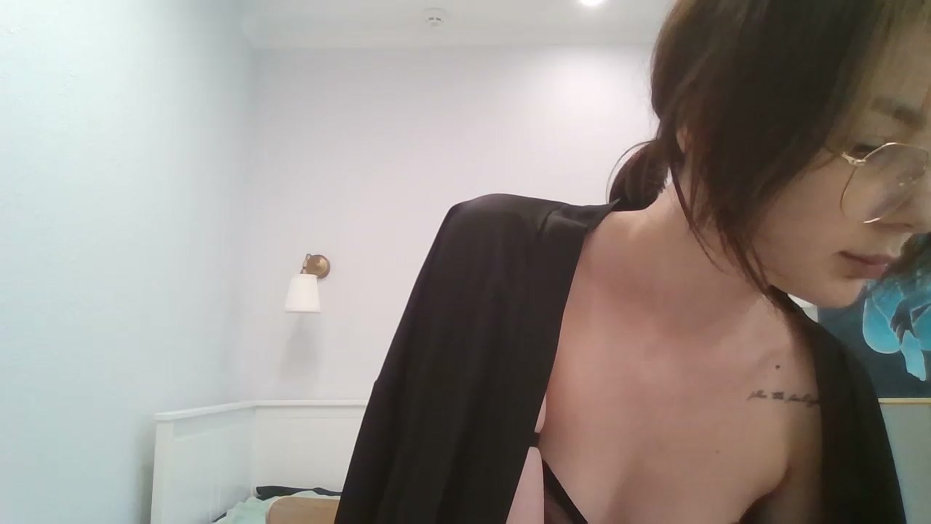 Gallery image thumbnail from RoxieSinner's myfreecams stream on, 04/23/2023, 13:40 image 11 of 20