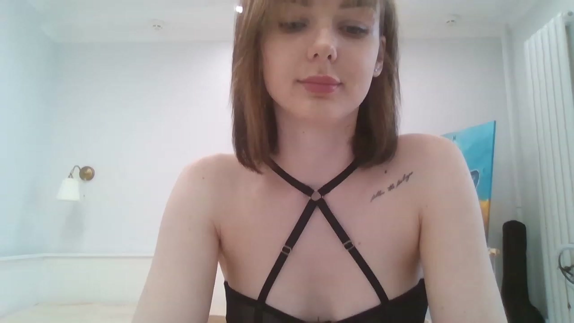 Gallery image thumbnail from RoxieSinner's myfreecams stream on, 05/17/2023, 11:11 image 3 of 20