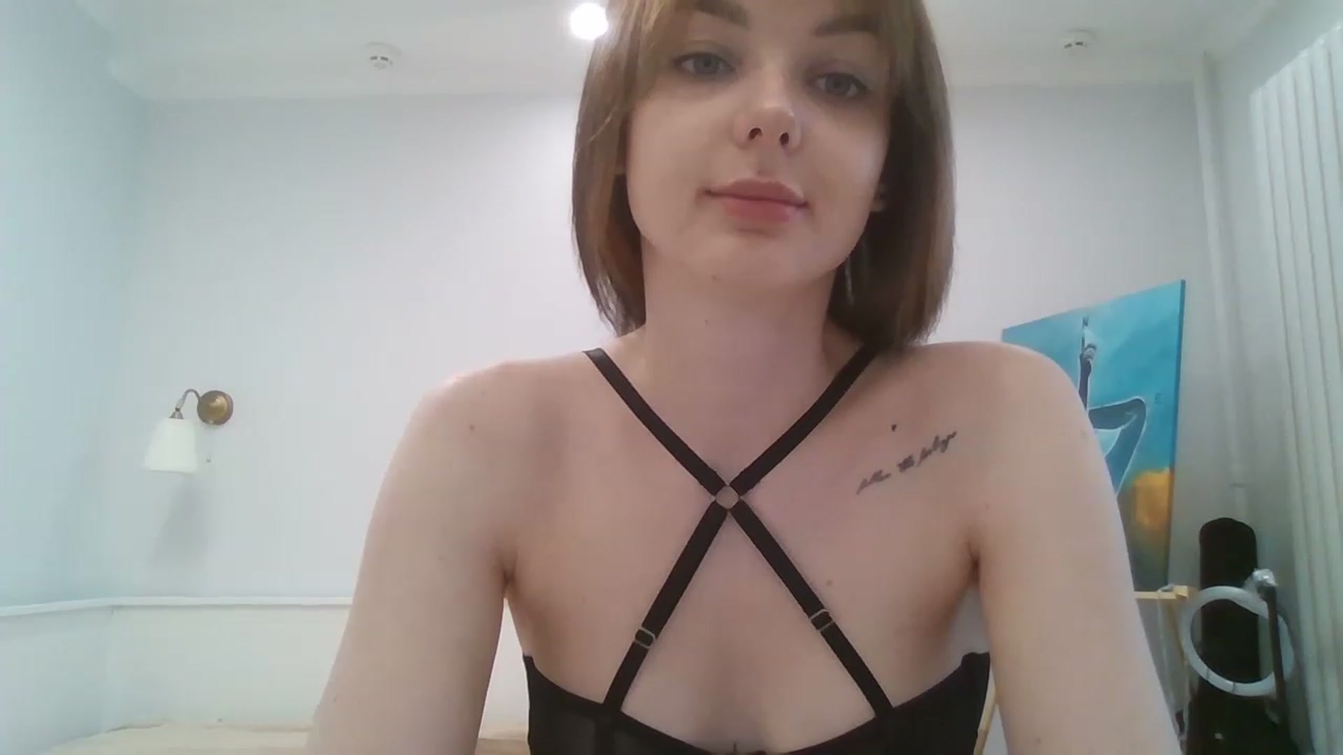 Gallery image thumbnail from RoxieSinner's myfreecams stream on, 05/21/2023, 10:46 image 17 of 20
