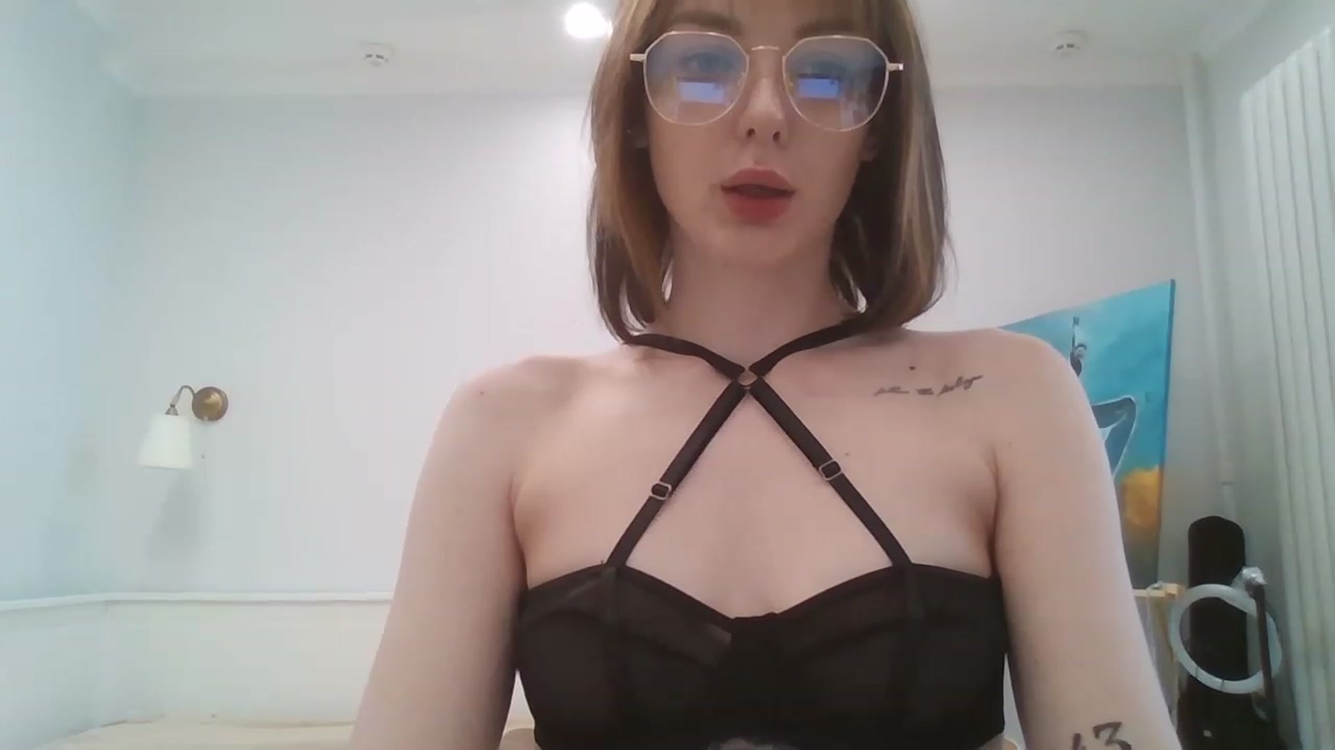 Gallery image thumbnail from RoxieSinner's myfreecams stream on, 05/21/2023, 13:34 image 13 of 20