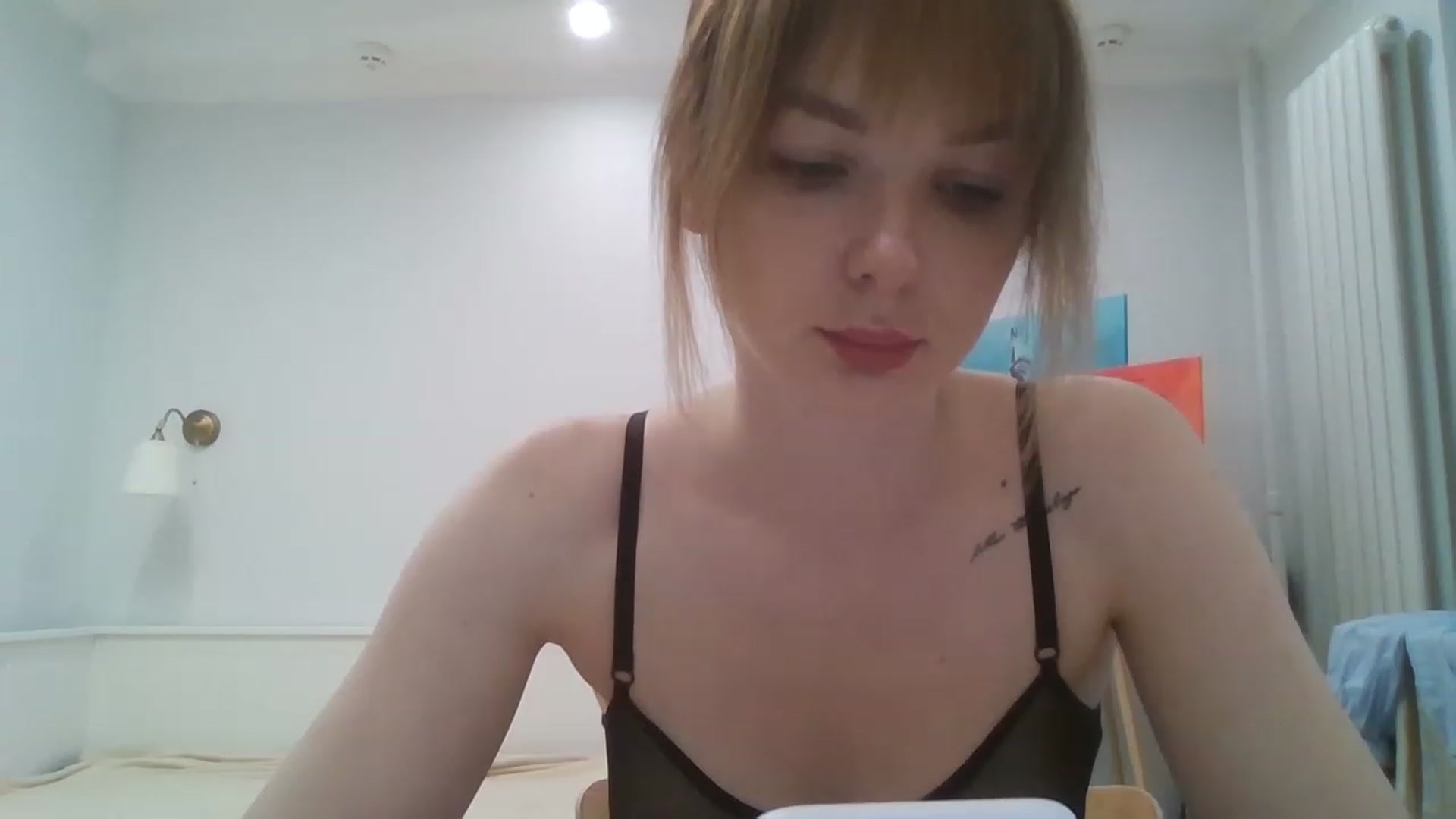 Gallery image thumbnail from RoxieSinner's myfreecams stream on, 06/25/2023, 15:03 image 3 of 20