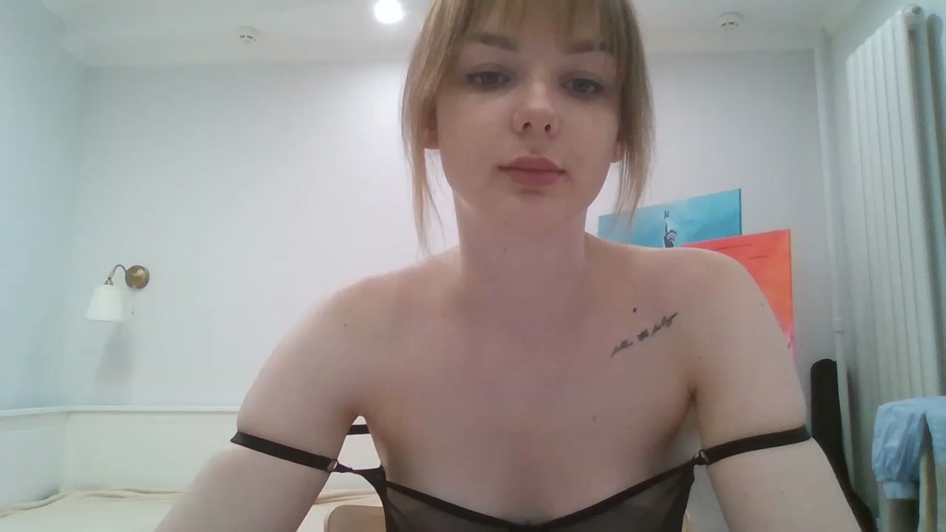 Gallery image thumbnail from RoxieSinner's myfreecams stream on, 06/25/2023, 15:03 image 14 of 20