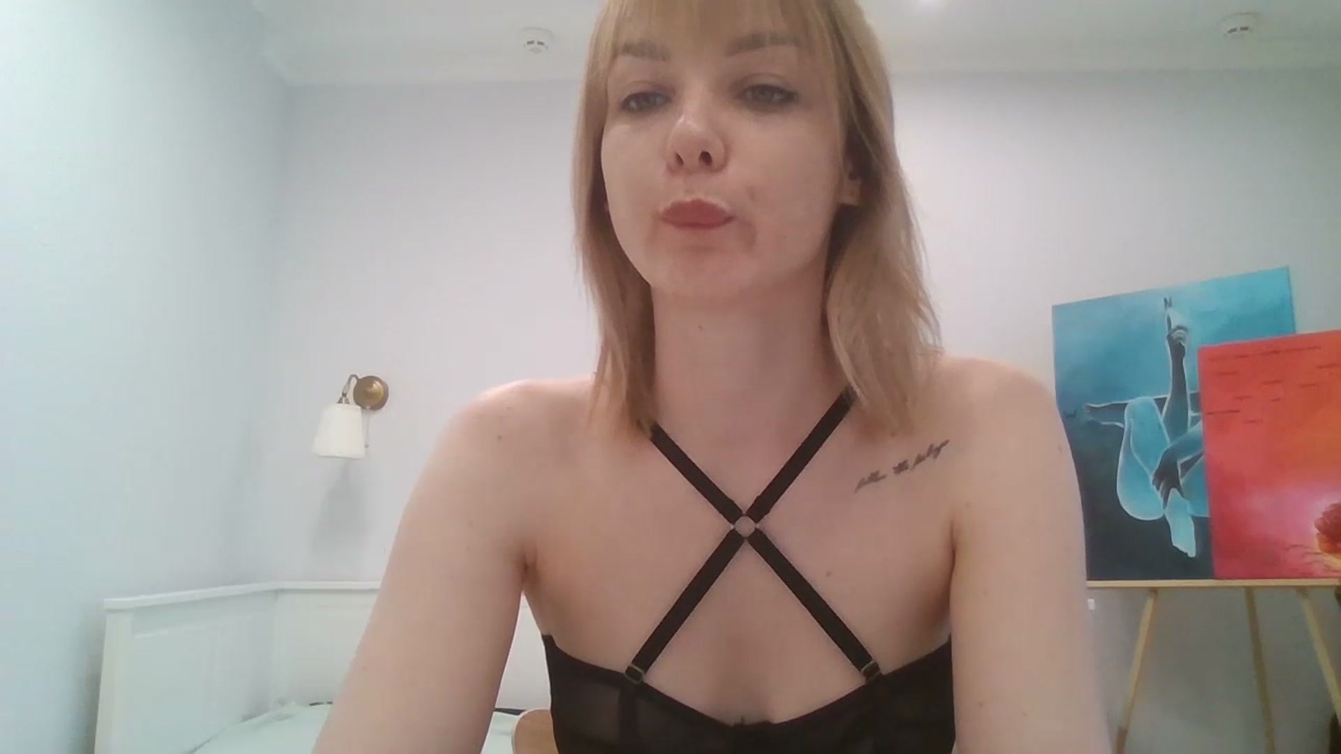 Gallery image thumbnail from RoxieSinner's myfreecams stream on, 07/04/2023, 11:25 image 19 of 20