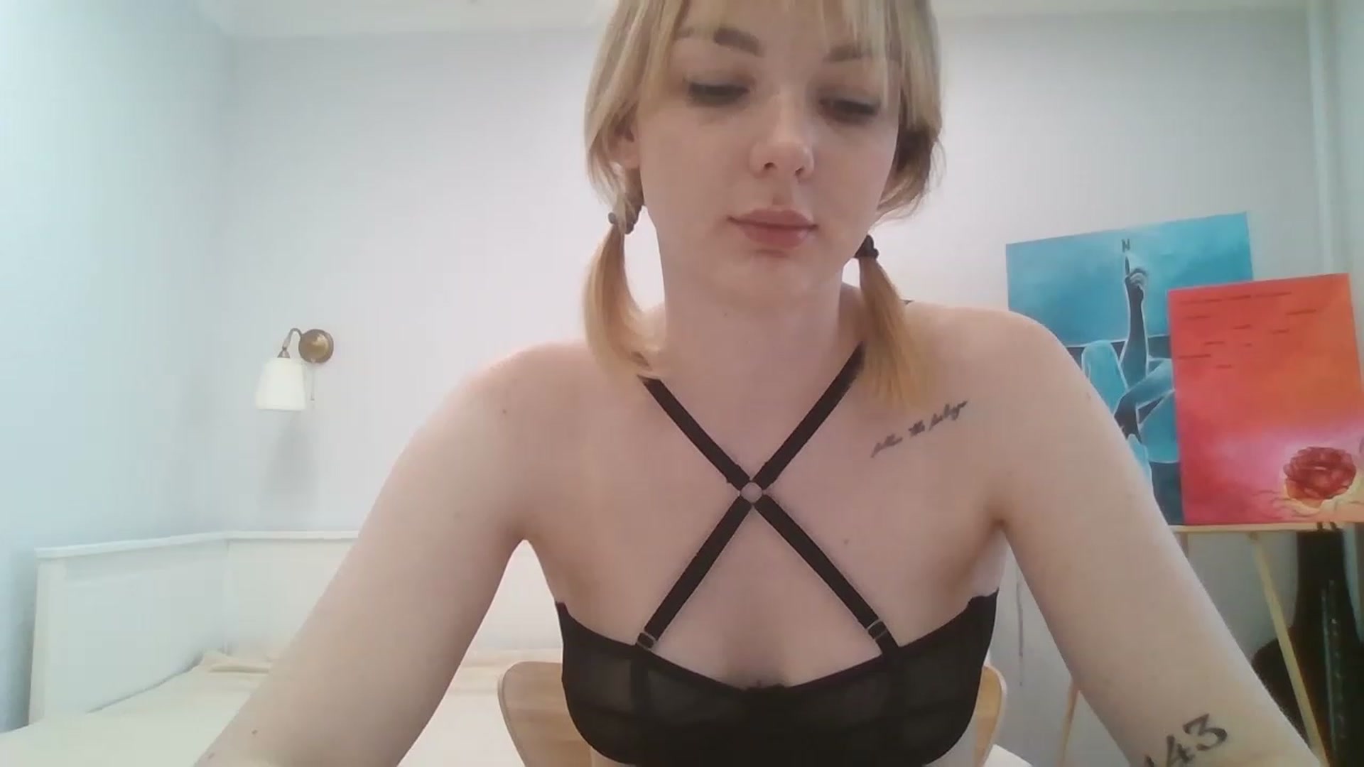 Gallery image thumbnail from RoxieSinner's myfreecams stream on, 08/10/2023, 11:32 image 13 of 20